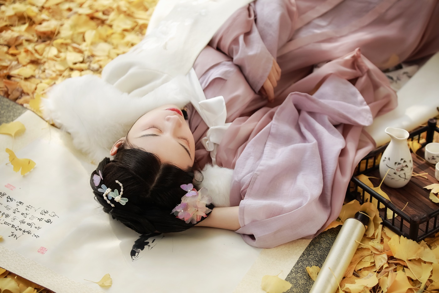 [YITUYU艺图语] 2022.06.11 伤别离 _喵喵家的小鱼干_ [26P/429MB]