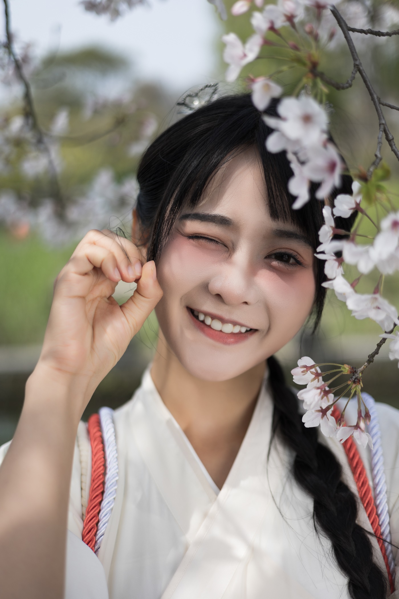 [YITUYU艺图语] 2022.06.11 四月如你 杨馥羽 [40P/433MB]