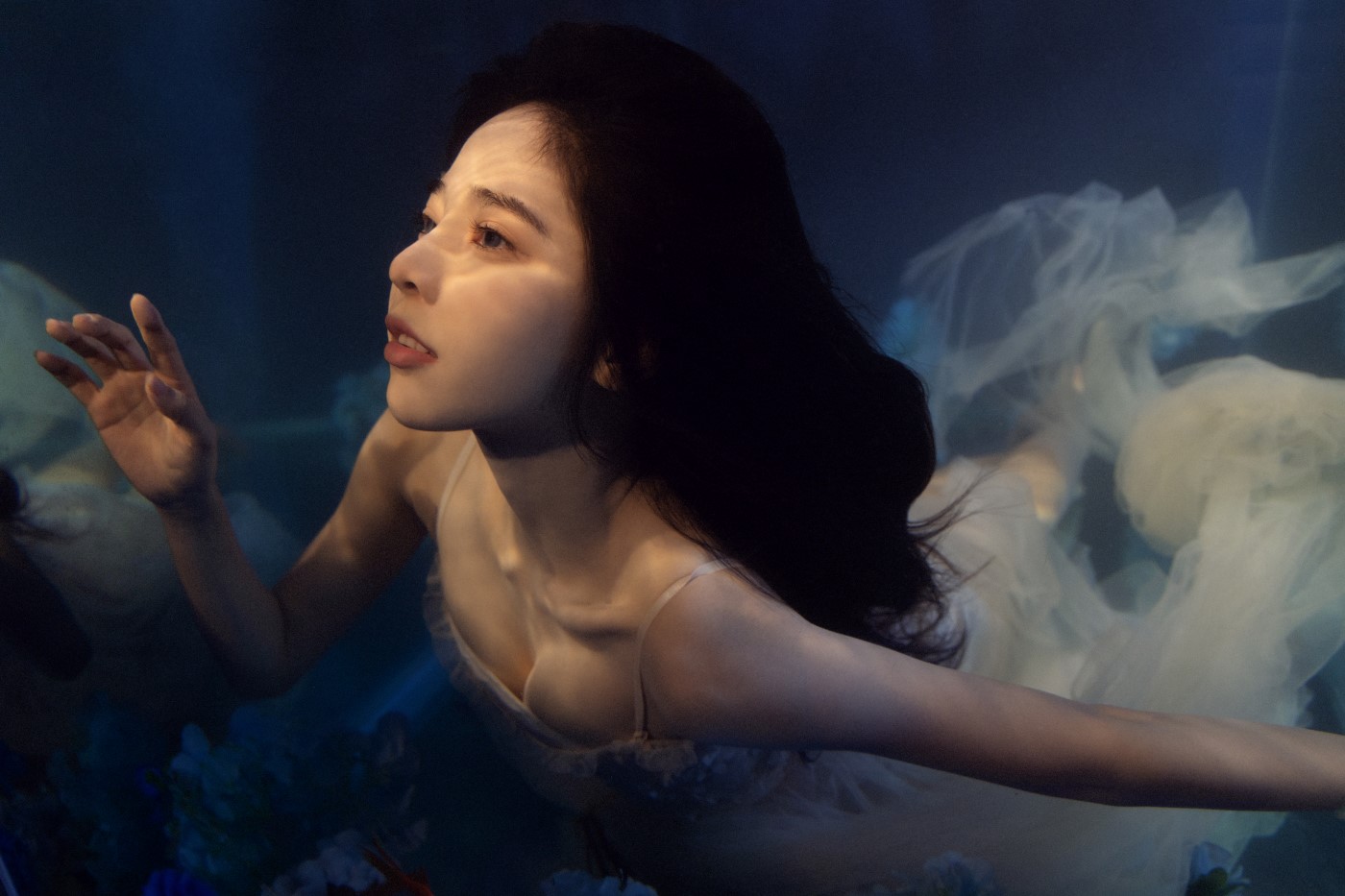 [YITUYU艺图语] 2022.06.13 镜花水月 蛋蛋 [35P/442MB]