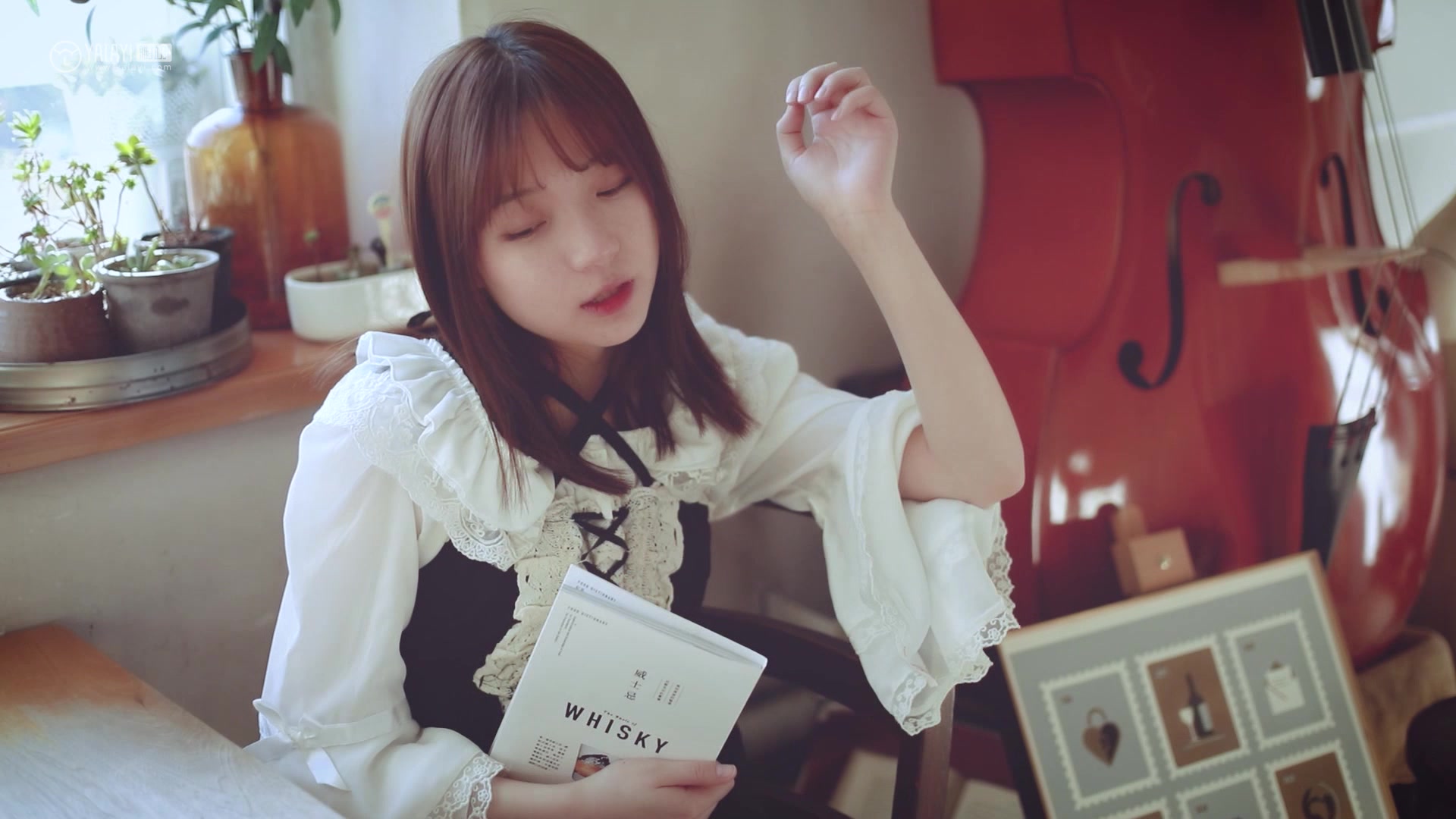 [YALAYI雅拉伊视频] 2019.07.22 V056《半糖洛丽塔》刘开心 [1V/177MB]插图2