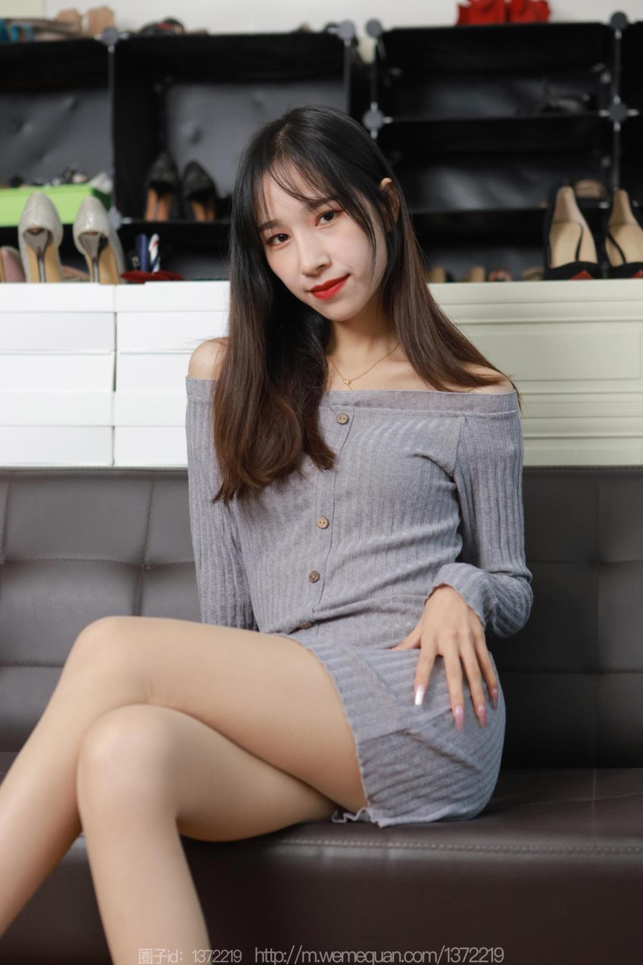 [IESS异思趣向] 2023.03.14 丝享家1390：美子《纽扣包臀裙》[89P/98MB]插图1