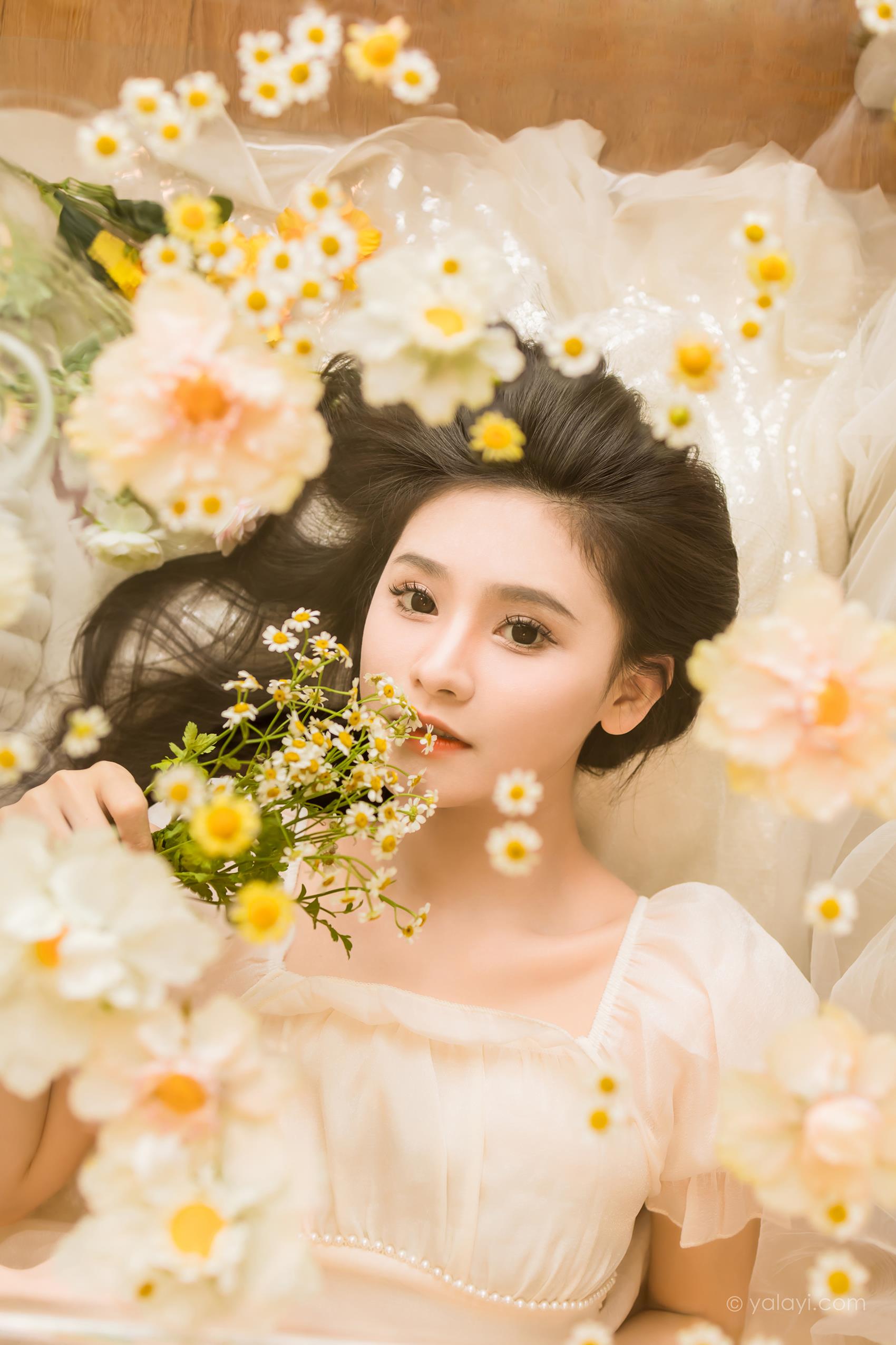 [YALAYI雅拉伊]2023.07.24 NO.1050 花仙子 若婷[46+1P/MB]插图2