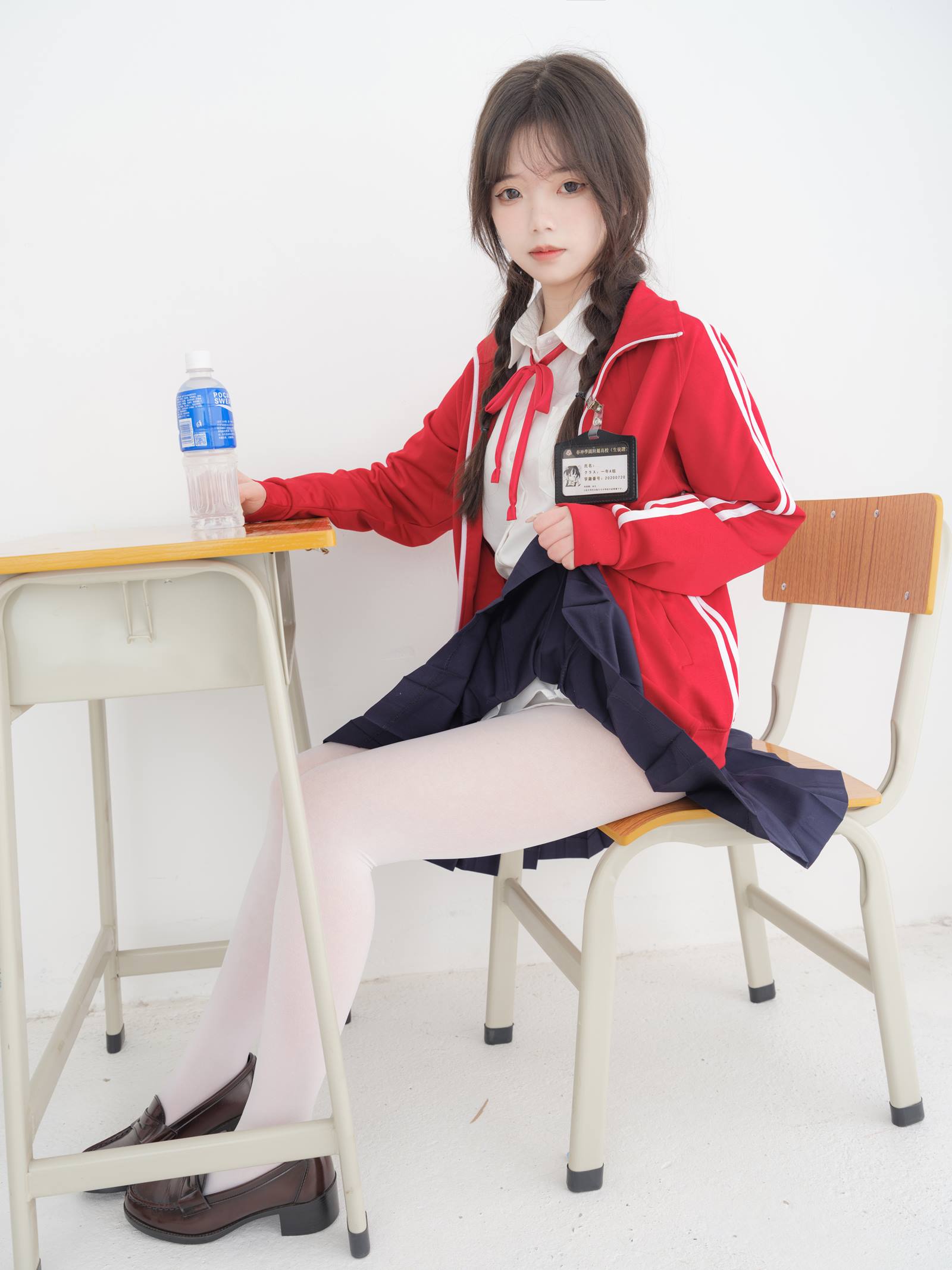 [紧急企划]内部定制 奶昔 学生妹[57P/0.98GB]插图1