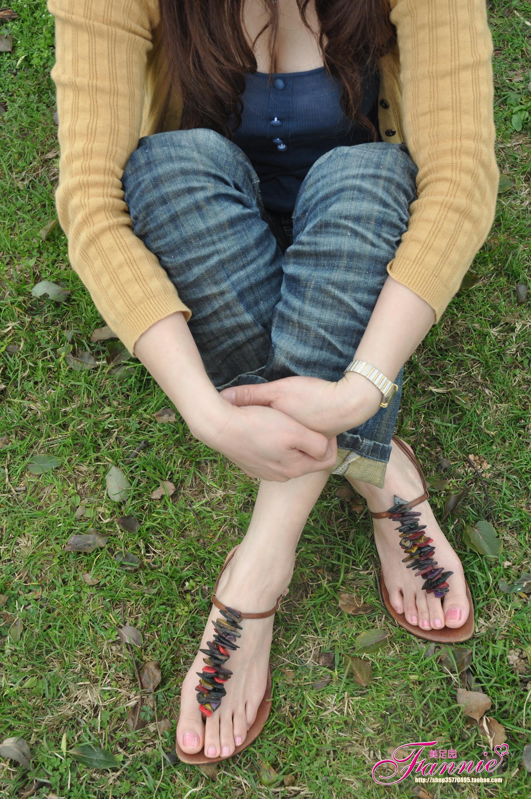 Fannie芬妮每足园 No.309 梦幻绿洲 [64P/184MB]插图1