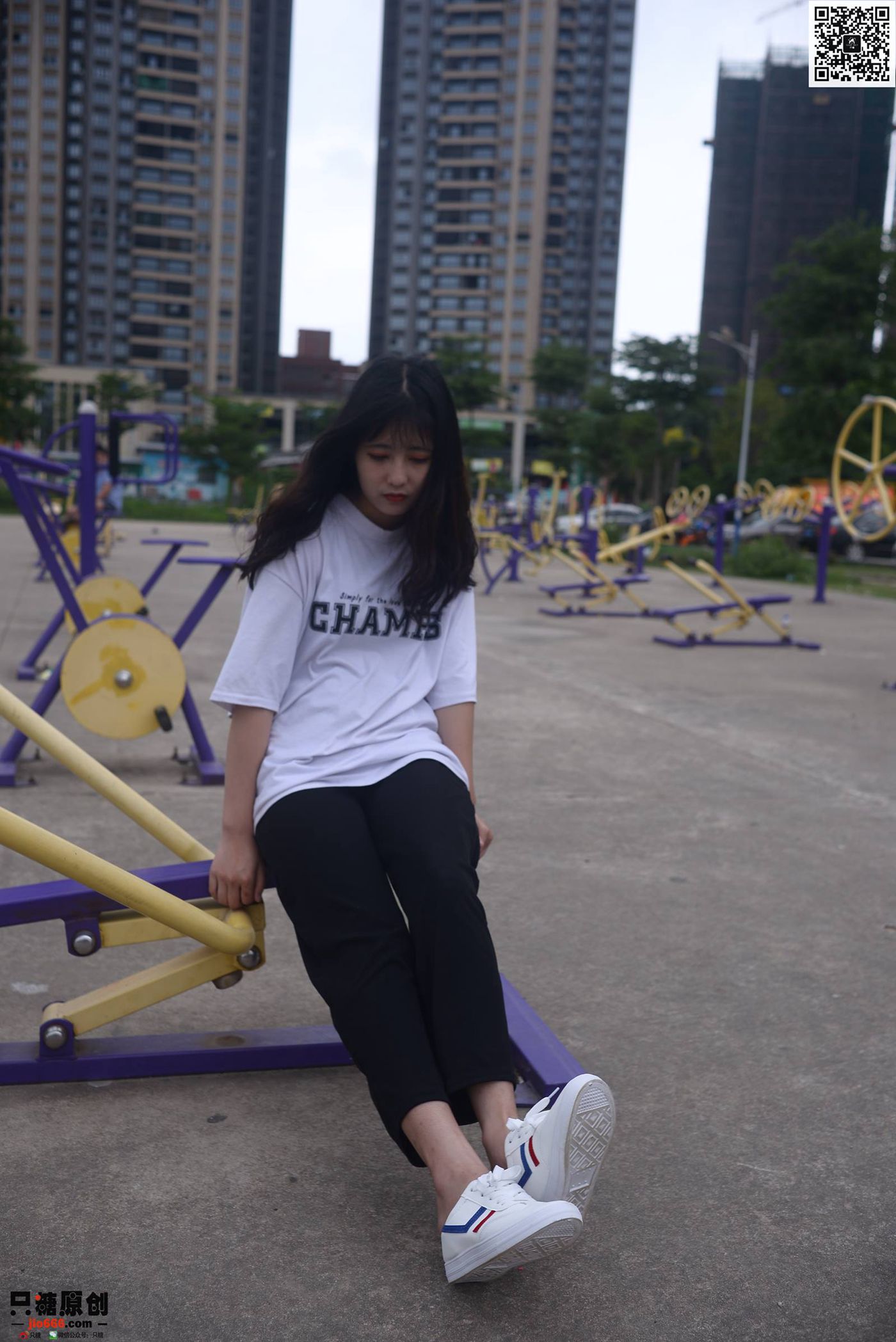 只糖棉袜 NO.330 孙怡 – 可爱的真诚 [79P/250MB]插图1