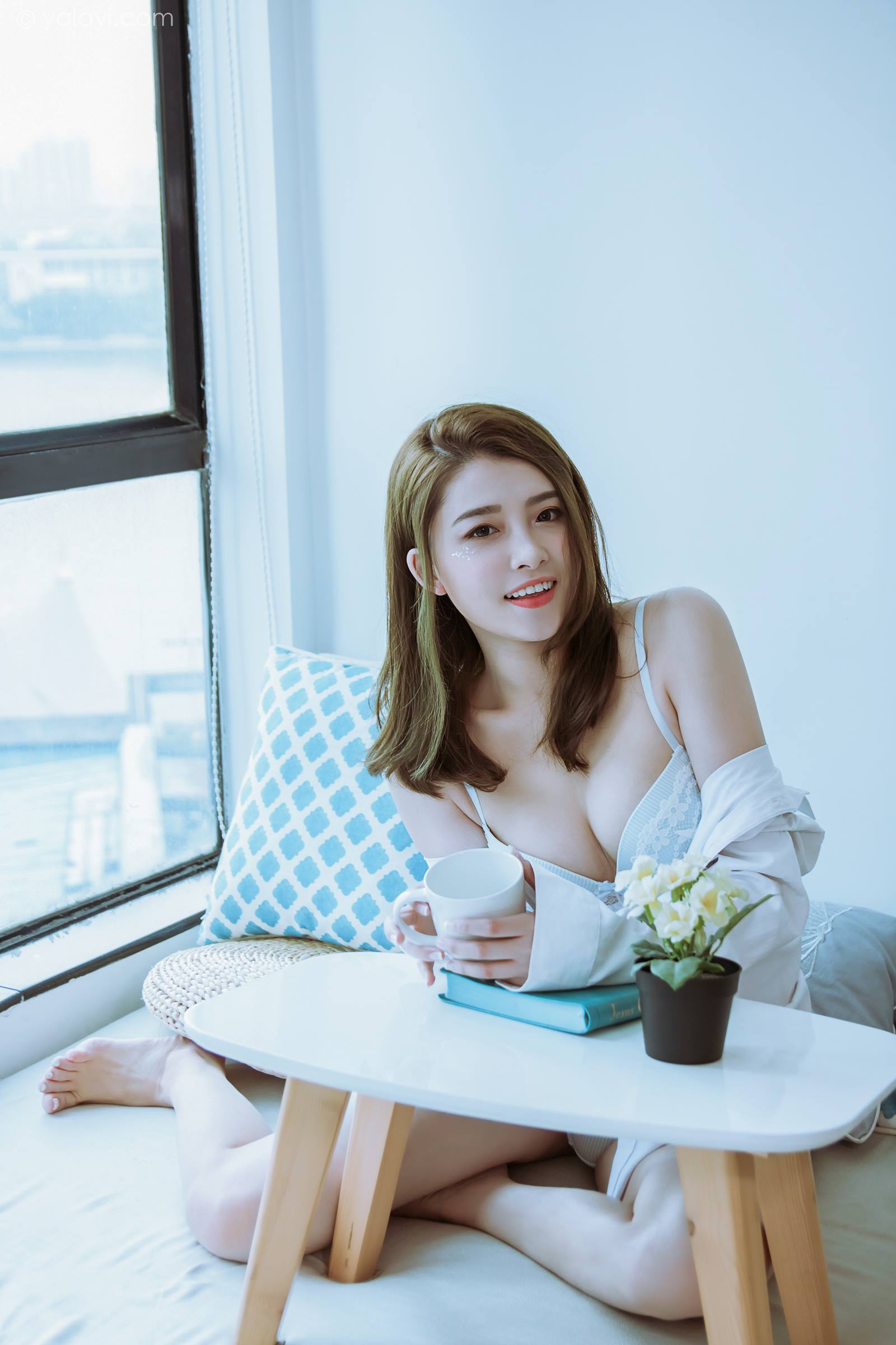 [YALAYI雅拉伊]2023.10.24 NO.1083 冷艳女神[47+1P/458MB]插图3
