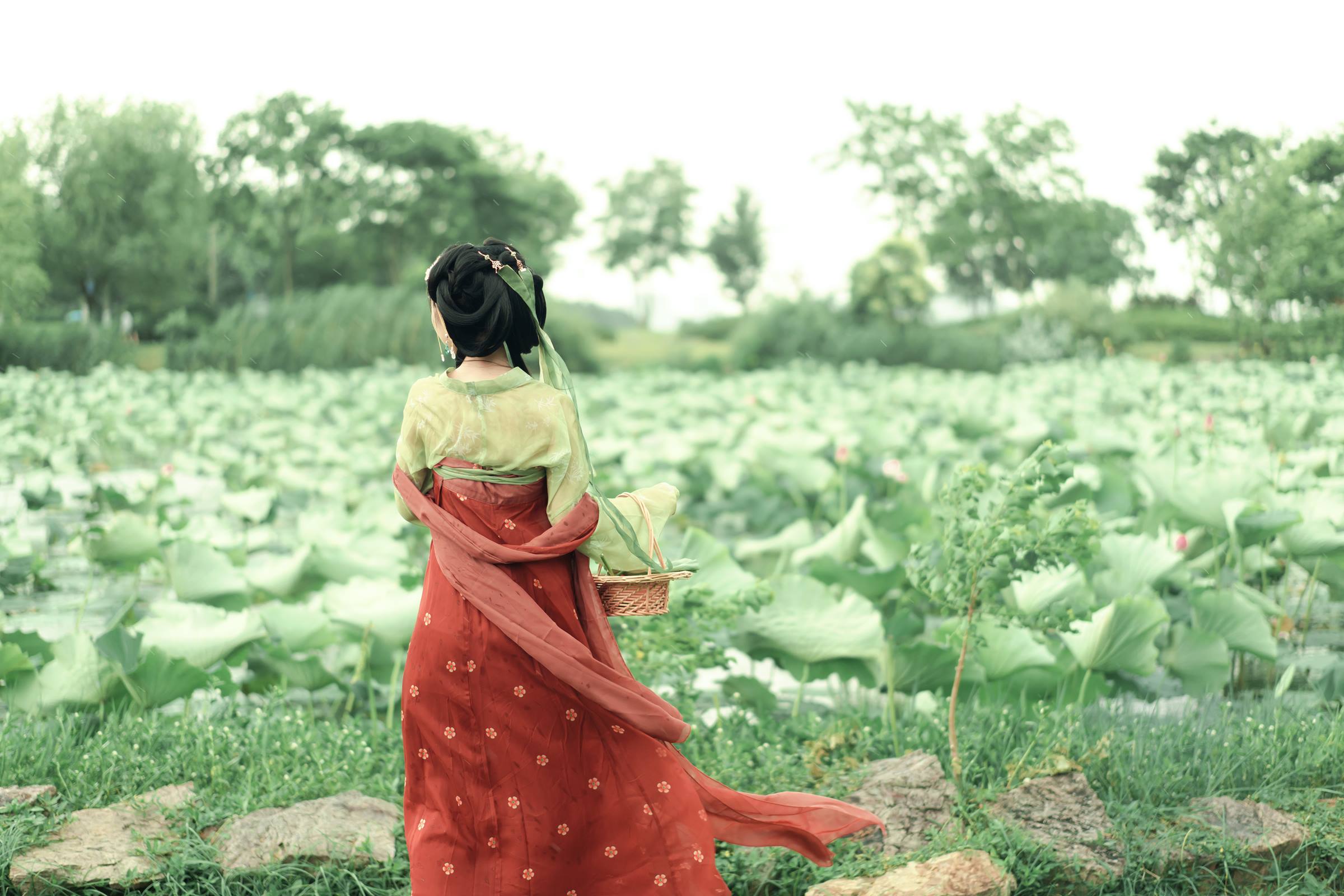 [YITUYU艺图语]2022.09.24 夏荷 仓央是大魔王[20+1P/406MB]插图1