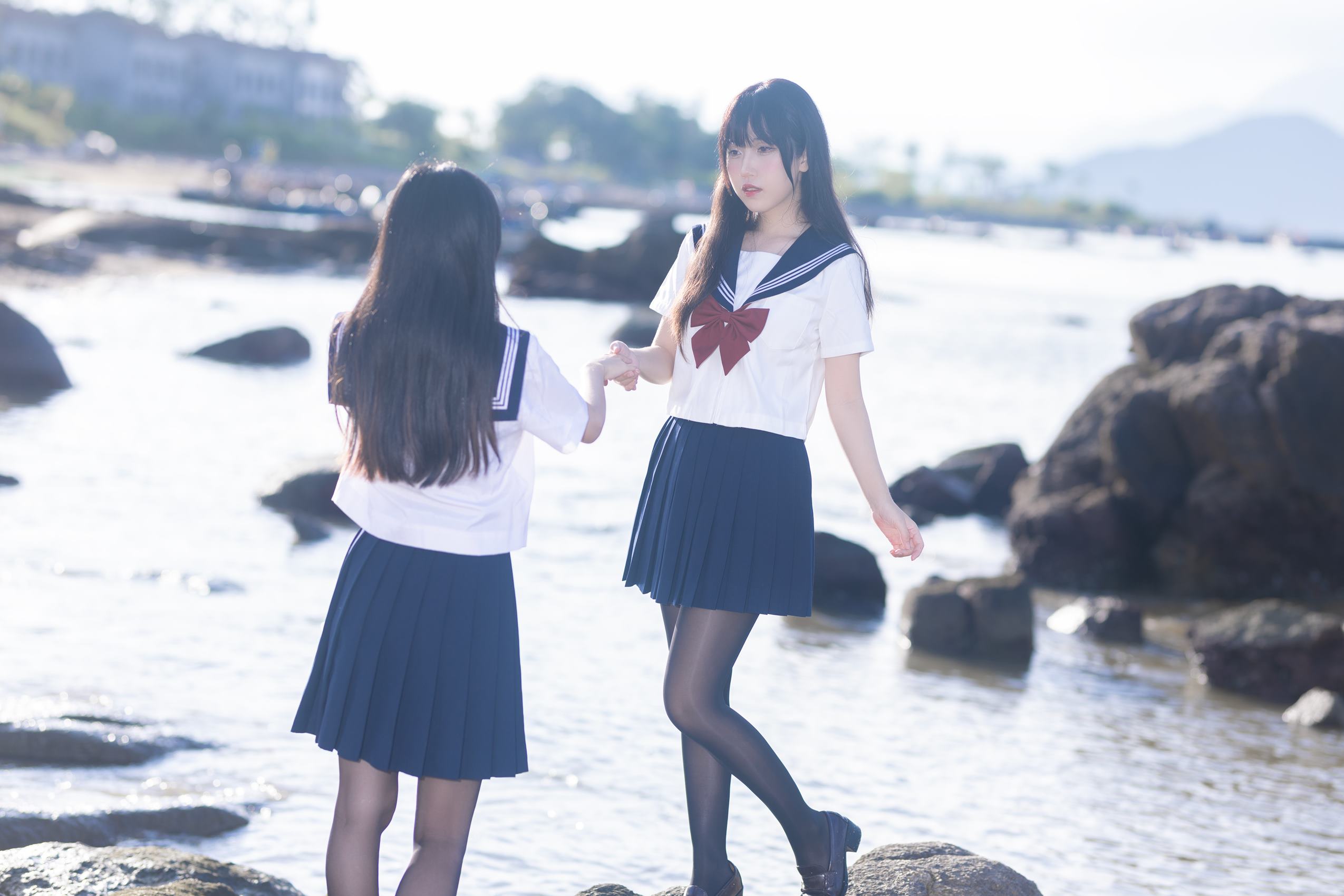 不呆猫 × 三無人型 – 水手服百合黑丝[51P/770MB]插图3