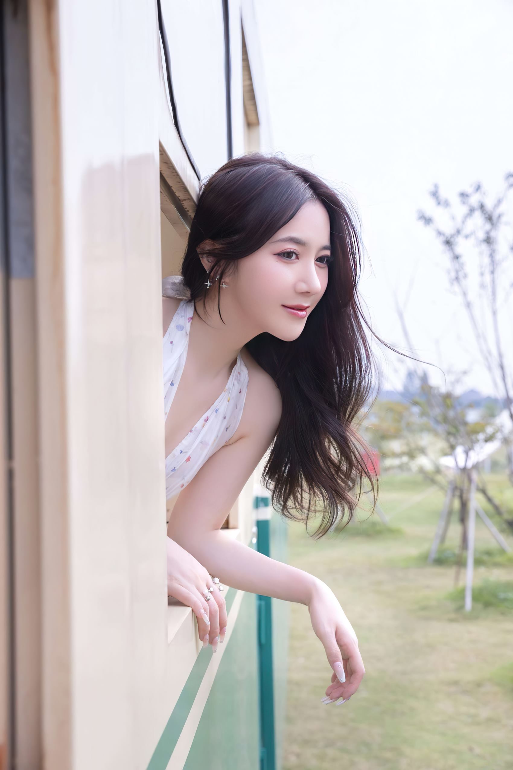 鱼子酱Fish-内购《风吹过想你的车站》[120P/889MB]插图1