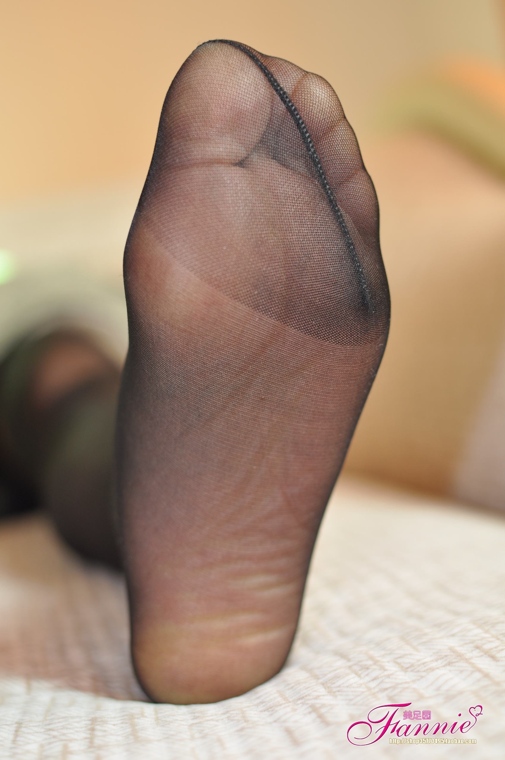 Fannie芬妮每足园 No.424 丝魅 长筒丝 黑丝[44P/187MB]插图1