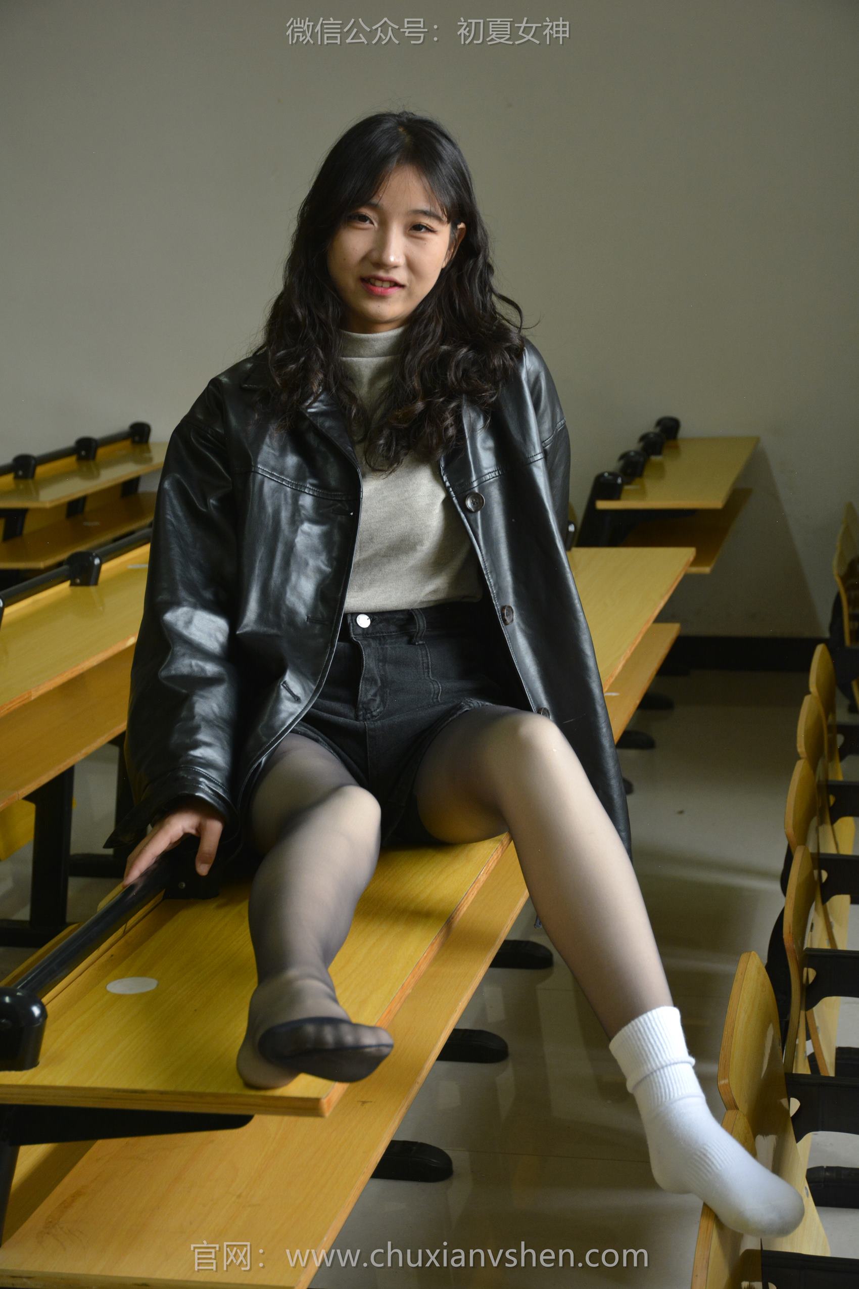 初夏女神 NO.130 点点 入冬套装[144P/1V/3.26GB]