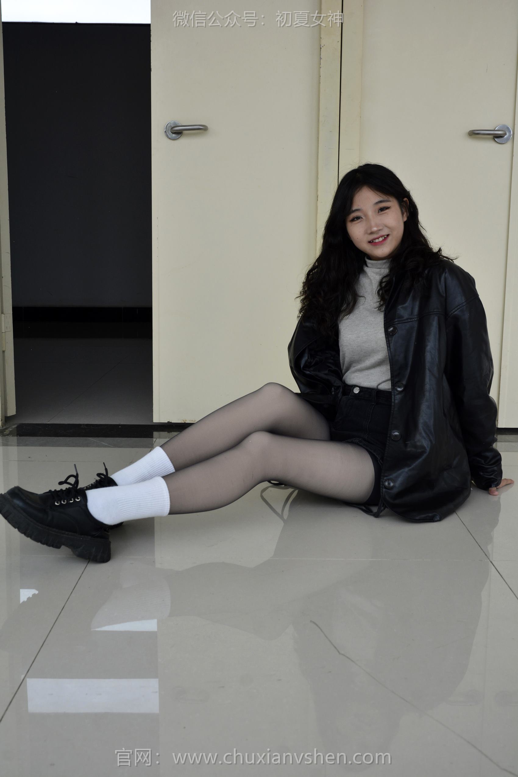 初夏女神 NO.130 点点 入冬套装[144P/1V/3.26GB]