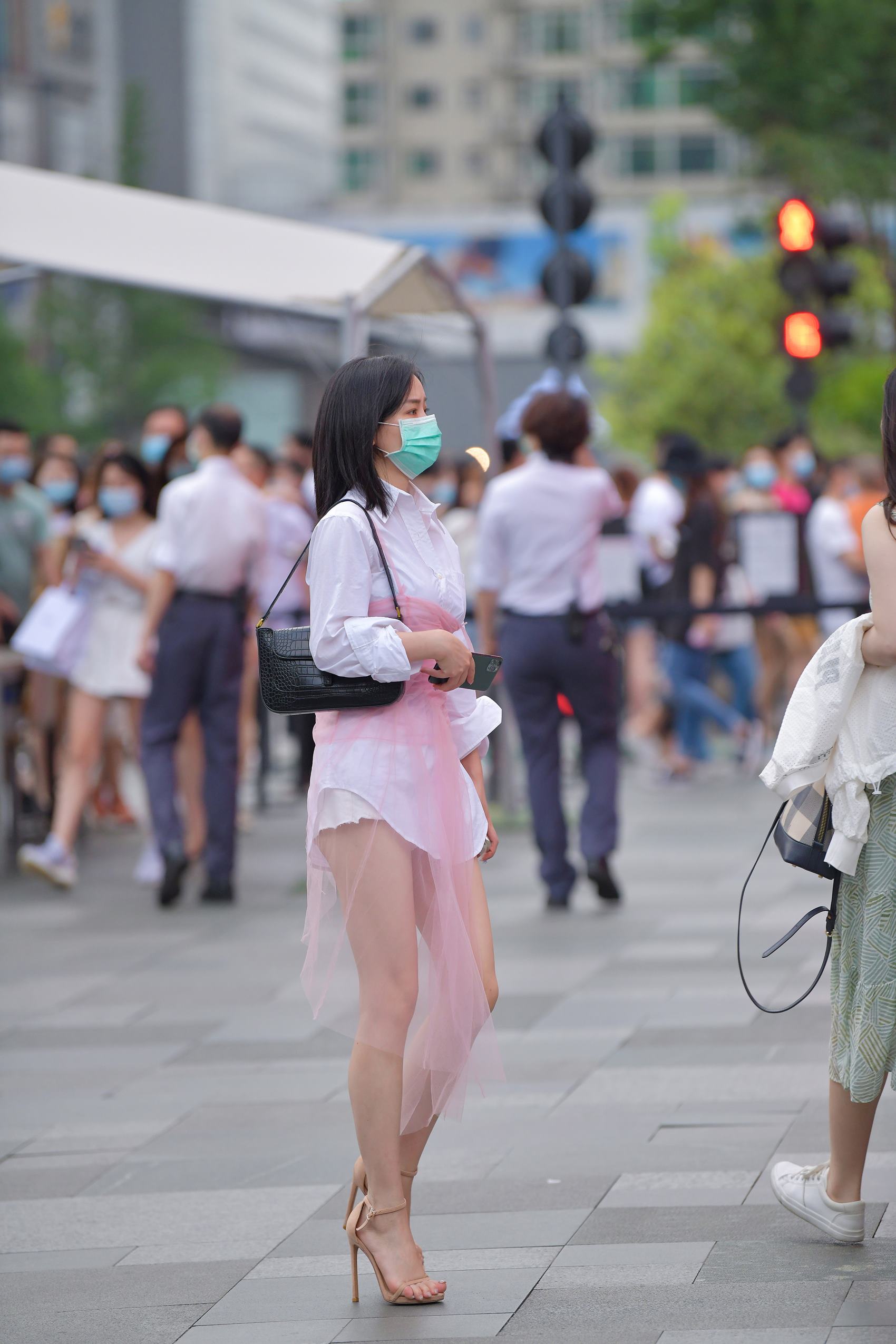 精选街拍作品 NO.2931 白色衬衫裙粉纱[38P/86MB]插图2