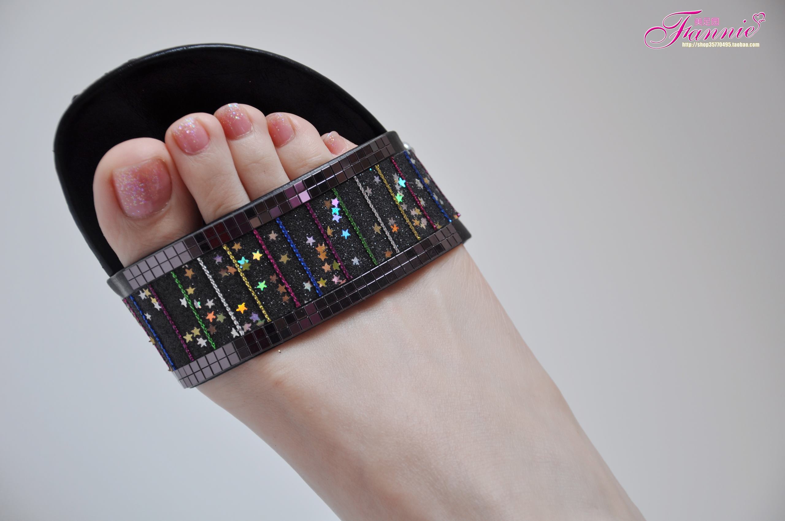 Fannie芬妮每足园 No.505 夏日足下 清爽靓丽 黑色拖鞋2[57P/131MB]插图5