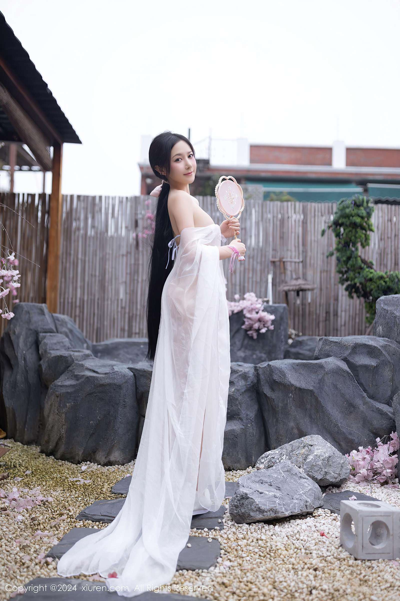 [Xiuren秀人网]2024.07.26 NO.8927 鱼子酱Fish[80+1P/779MB]插图2