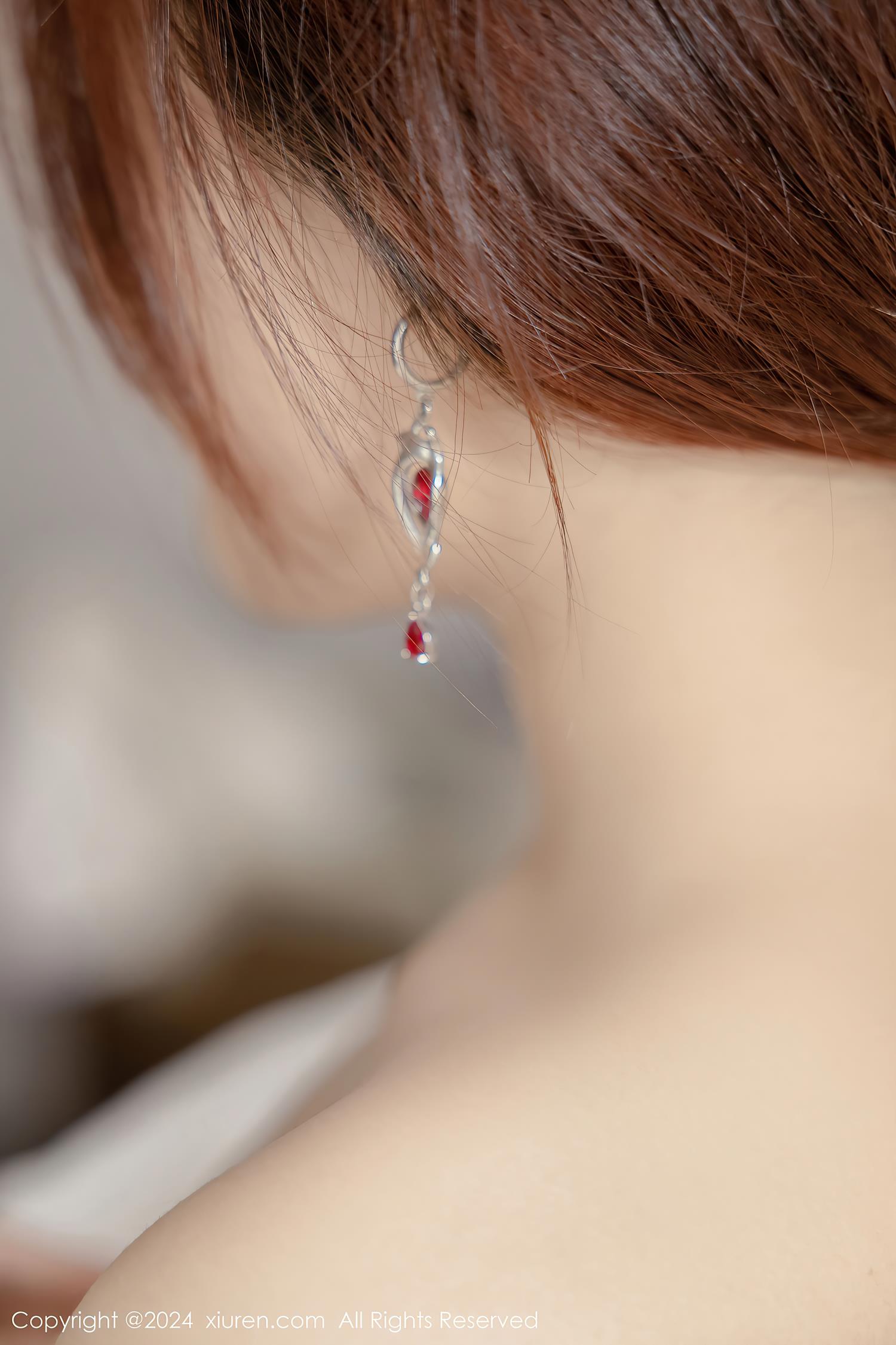 [Xiuren秀人网]2024.08.20 NO.9037 吴婷婉[86+1P/741MB]插图1