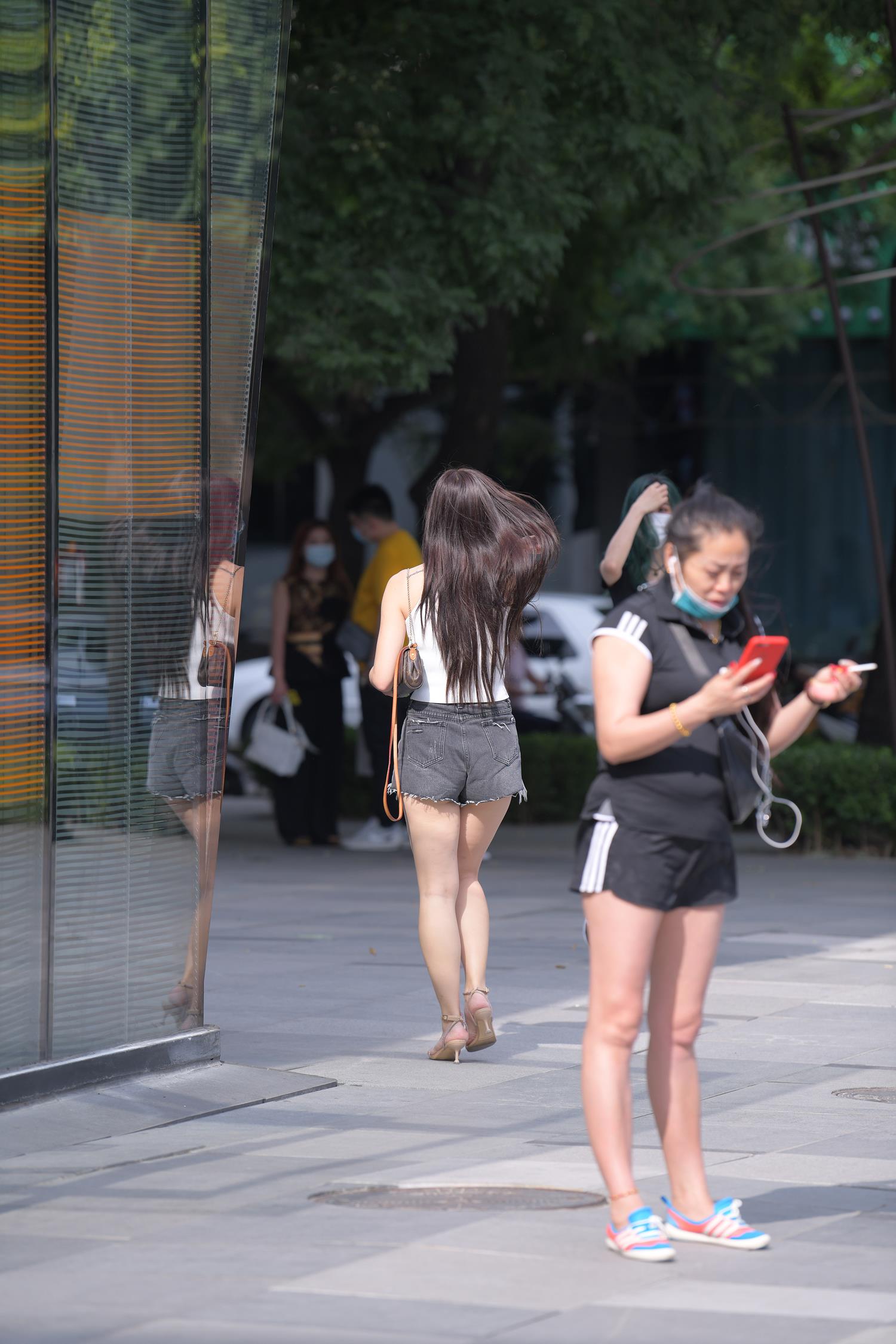 精选街拍作品 NO.3960 温婉牛仔短裤[68P/111MB]插图3