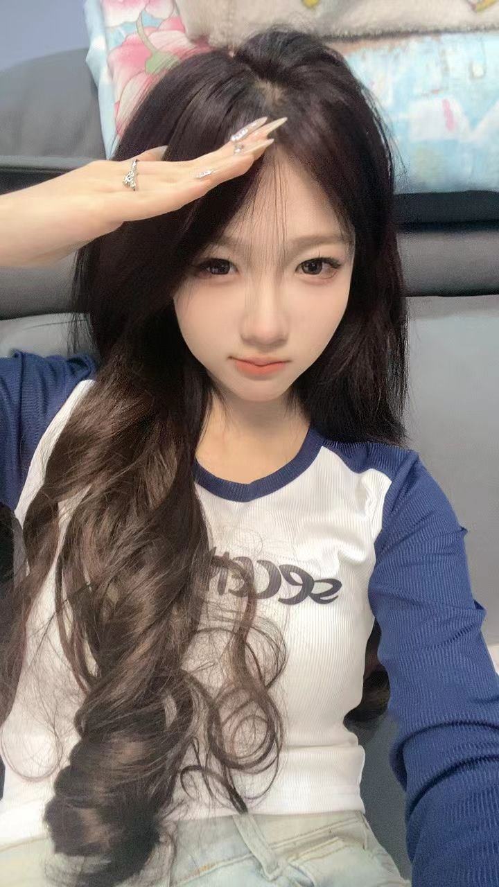 脚模面试脸足同框套路系列-019-21号-直播中被骂破防[16P/9V/201MB]插图1