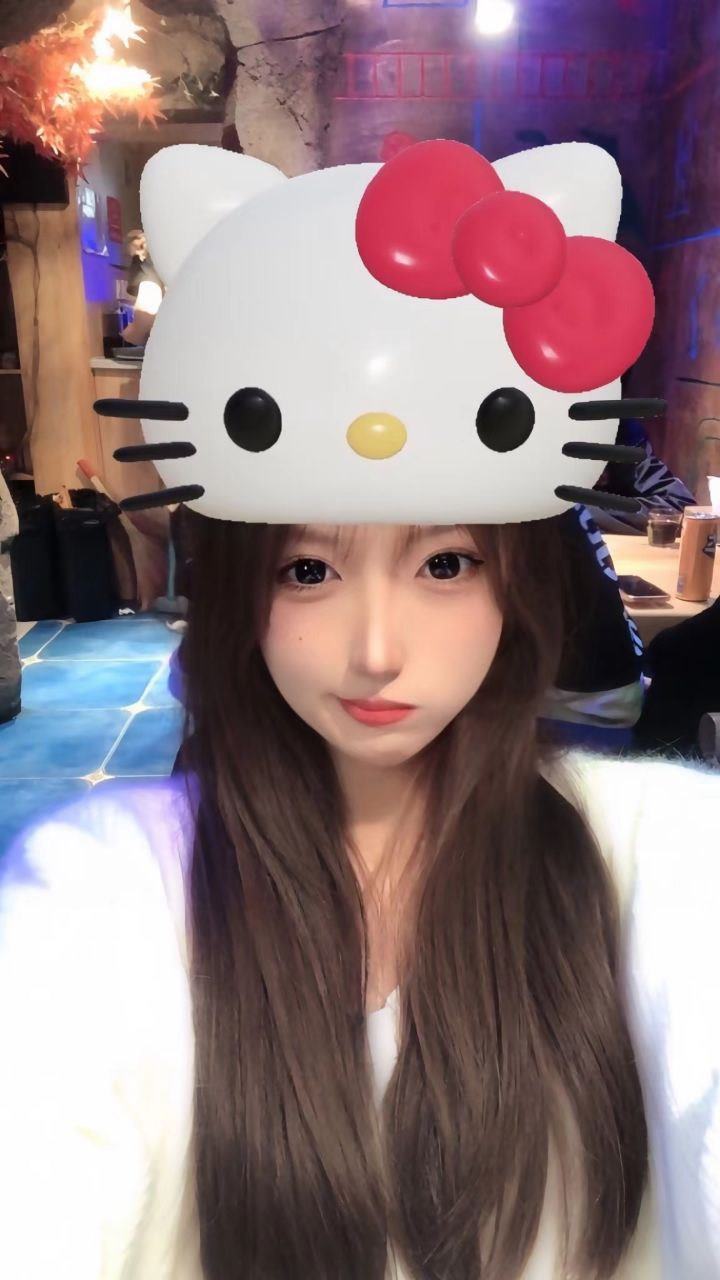 脚模面试脸足同框套路系列-020-22号-面试 艺术生妹妹生活照[19P/11V/169MB]插图4