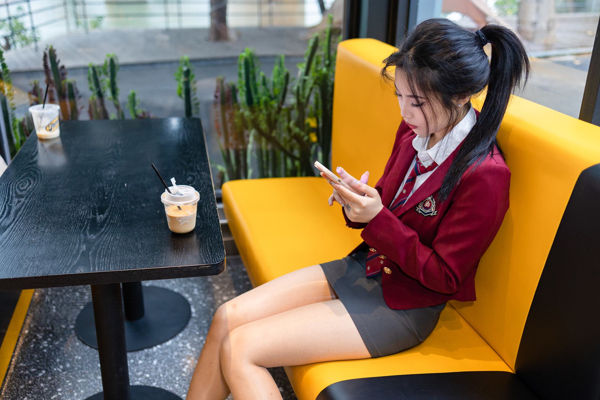 尤密思 No.130 穿搭推广展示图集[49P/1V/1.17GB]