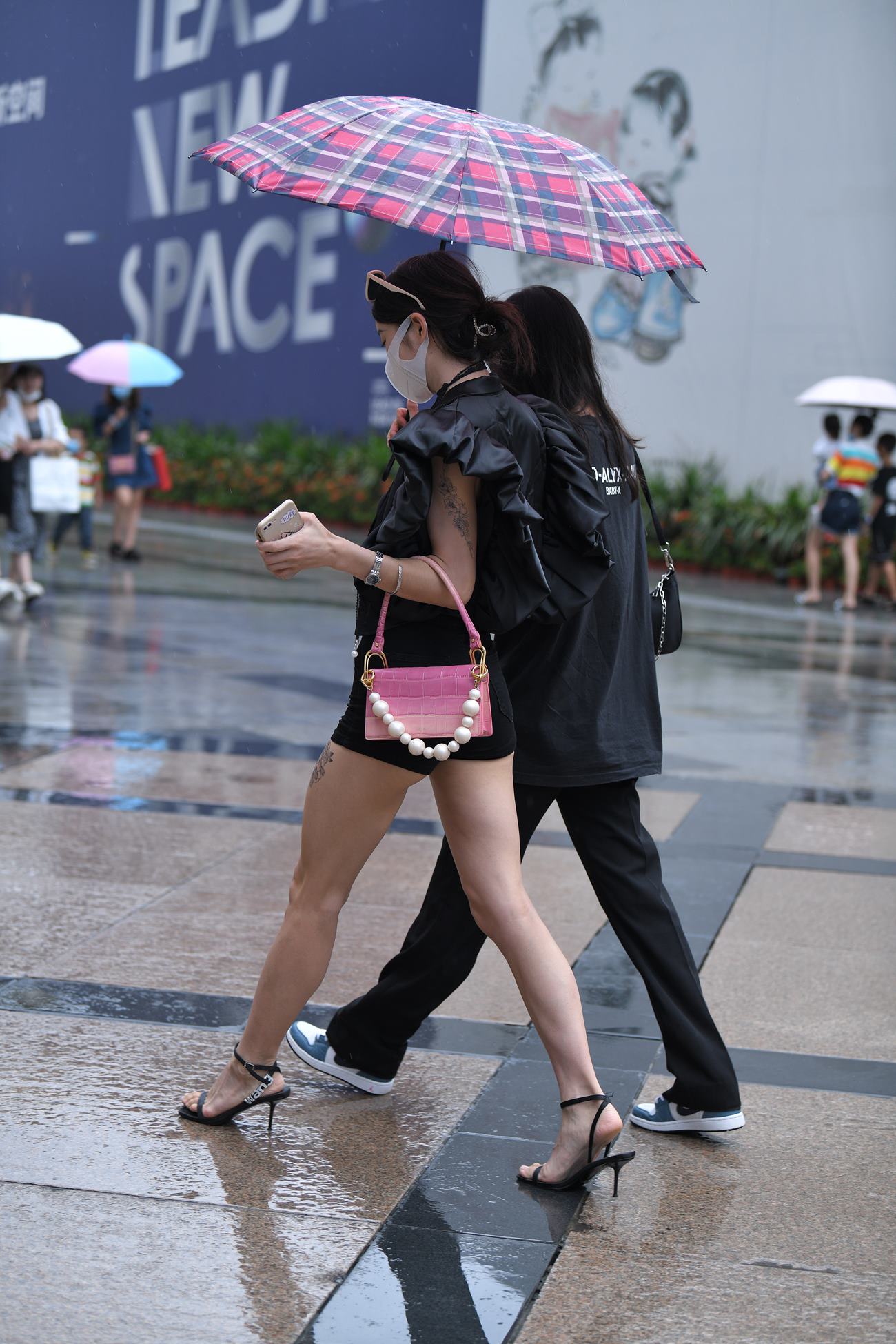 精选街拍作品 NO.4246 黑色复古风[131P/368MB]插图2