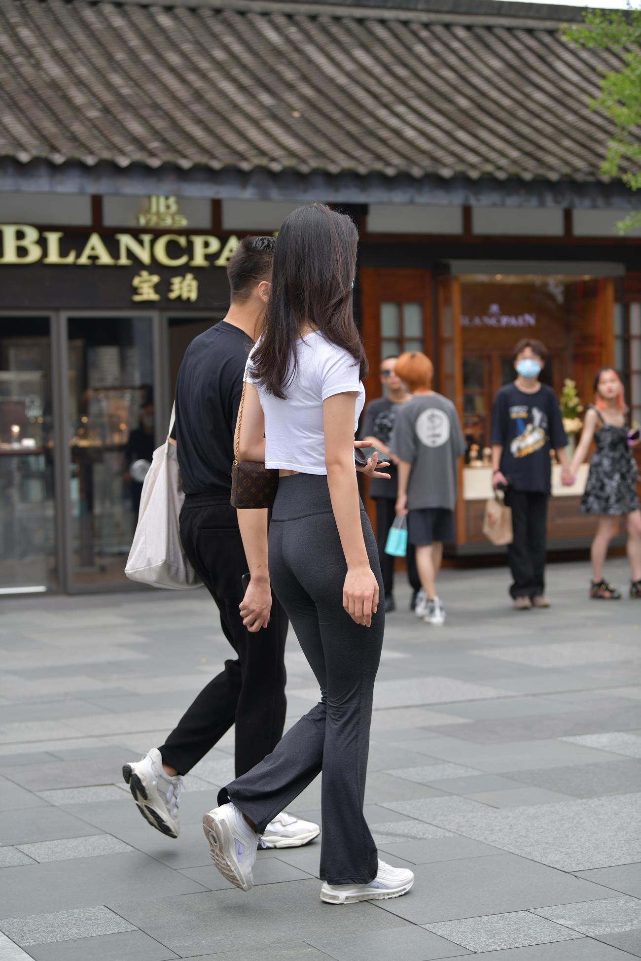 精选街拍作品 NO.4305 黑白搭配魅力好身材[103P/182MB]插图3