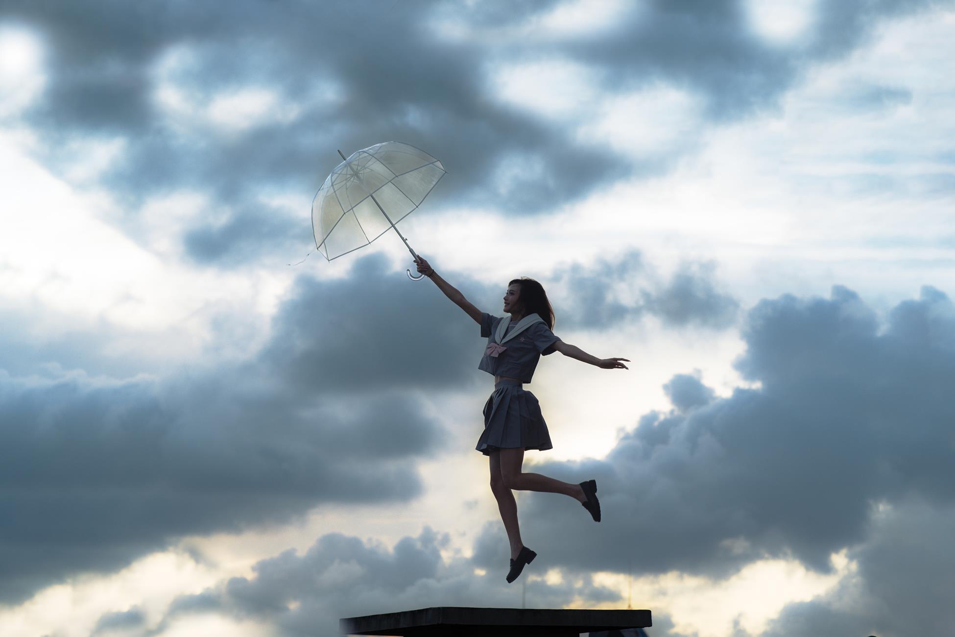 人气Coser@兔子Zzz不吃胡萝卜 天台纸飞机[27P/240MB]