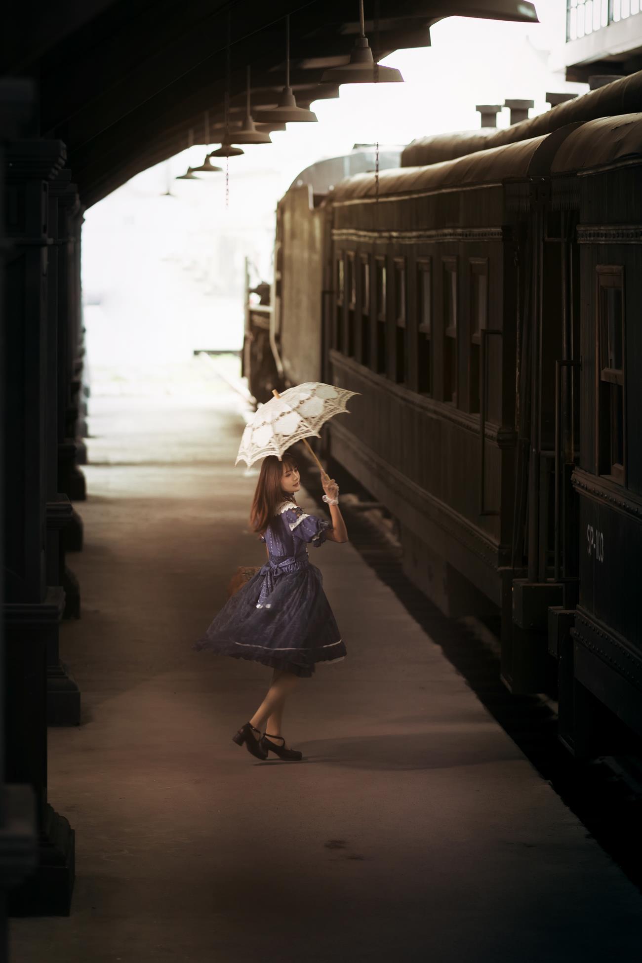 人气Coser@兔子Zzz不吃胡萝卜 远行[28P/315MB]