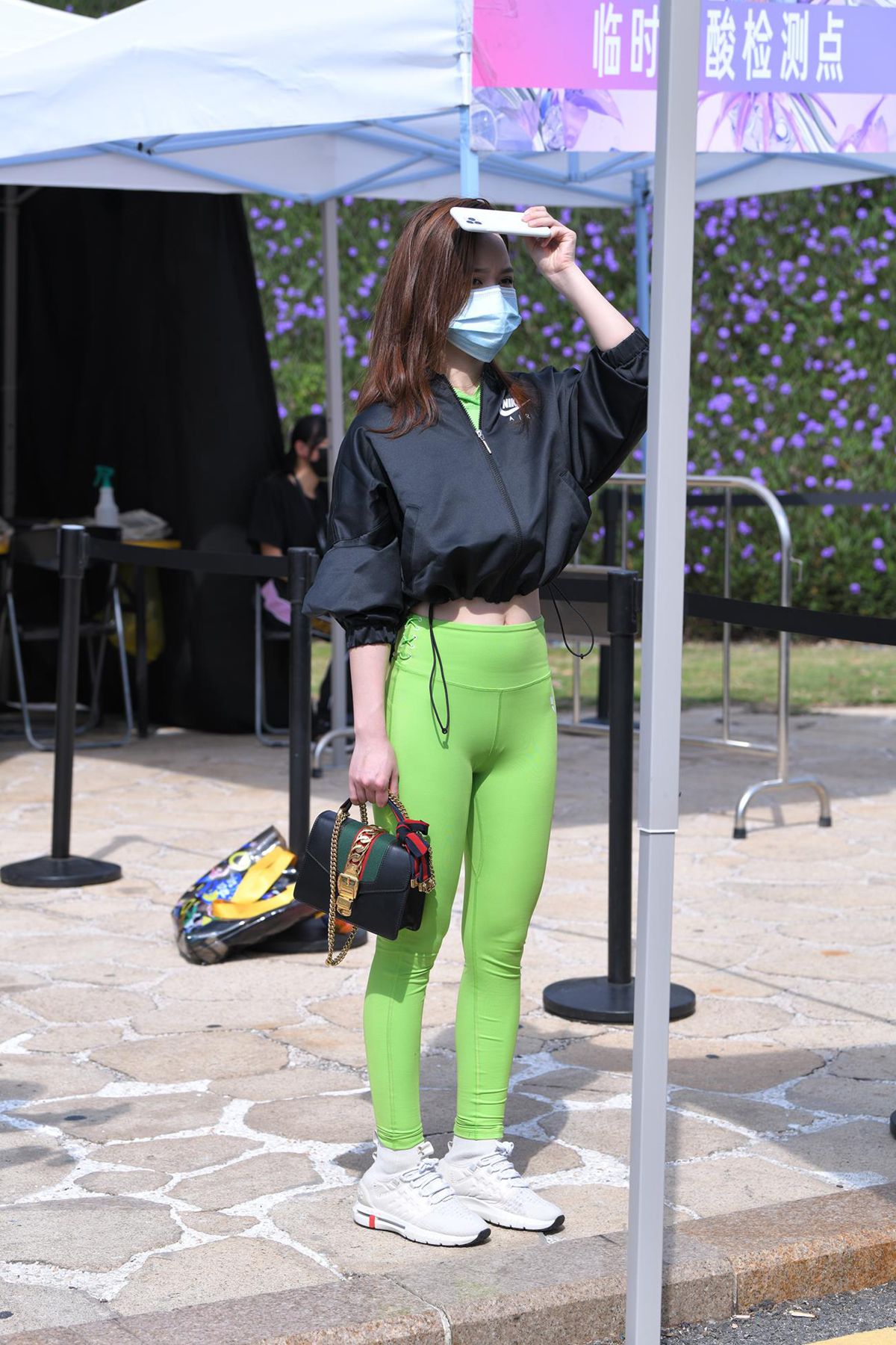 精选街拍作品 NO.4303 荧光绿轻松减龄[92P/224MB]插图4