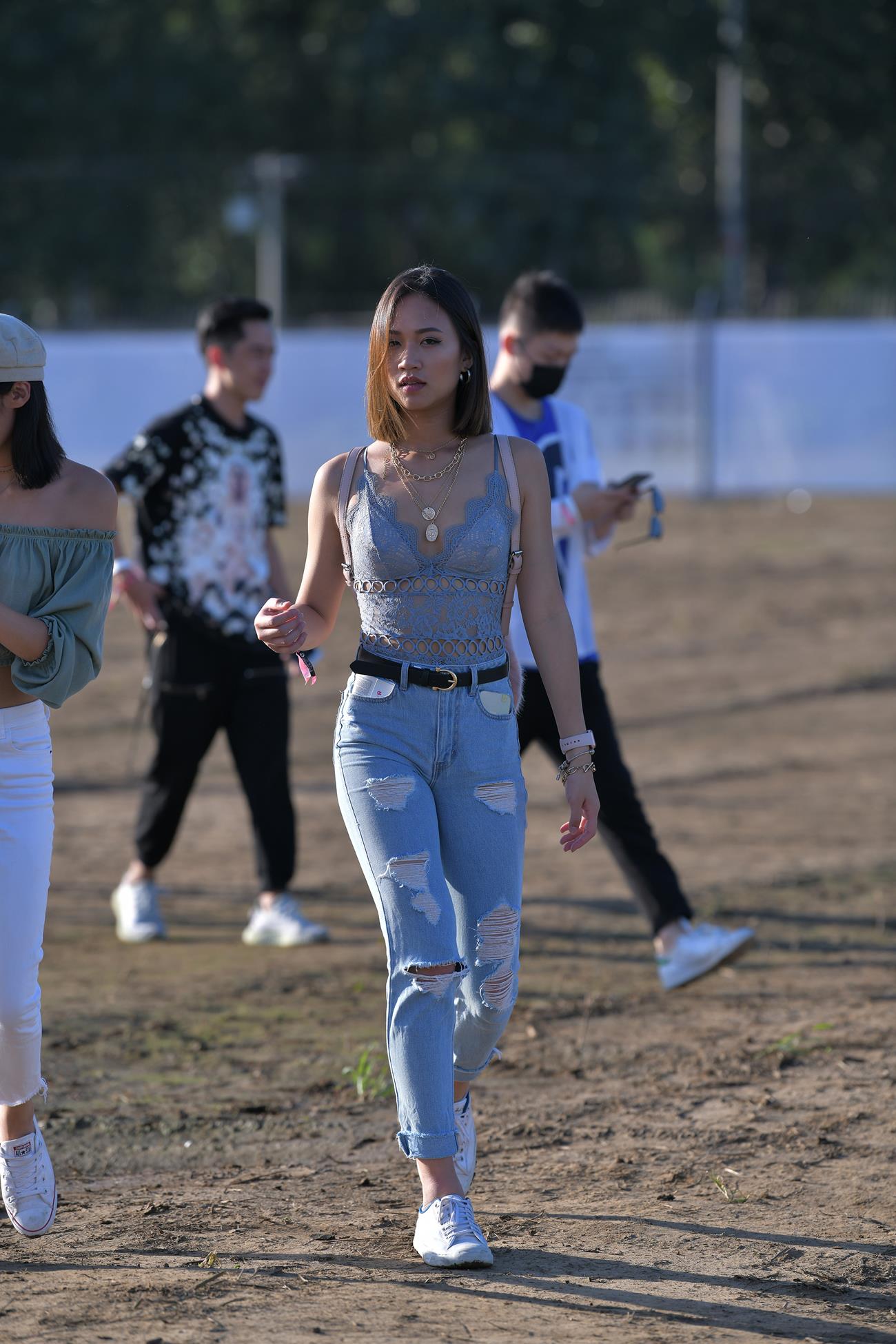 精选街拍作品 NO.4346 牛仔裤活力百搭[79P/118MB]插图1