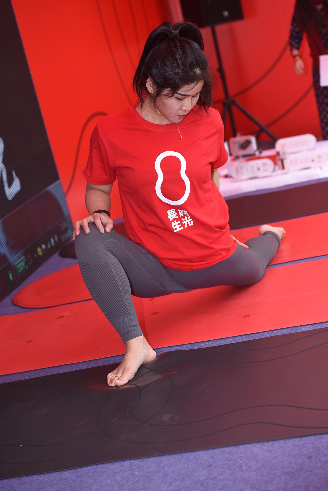 精选街拍作品 NO.4478 高难度瑜伽[35P/83MB]插图2