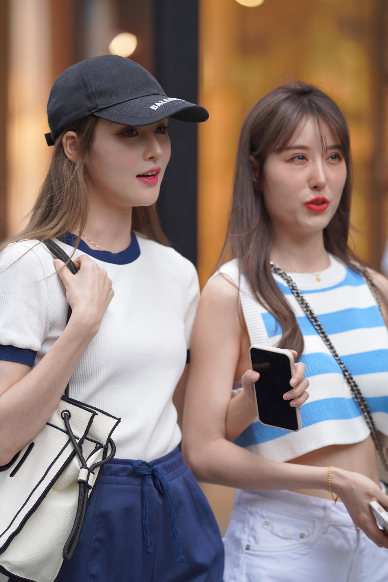 精选街拍作品 NO.4479 青春靓丽闺蜜[56P/113MB]插图2