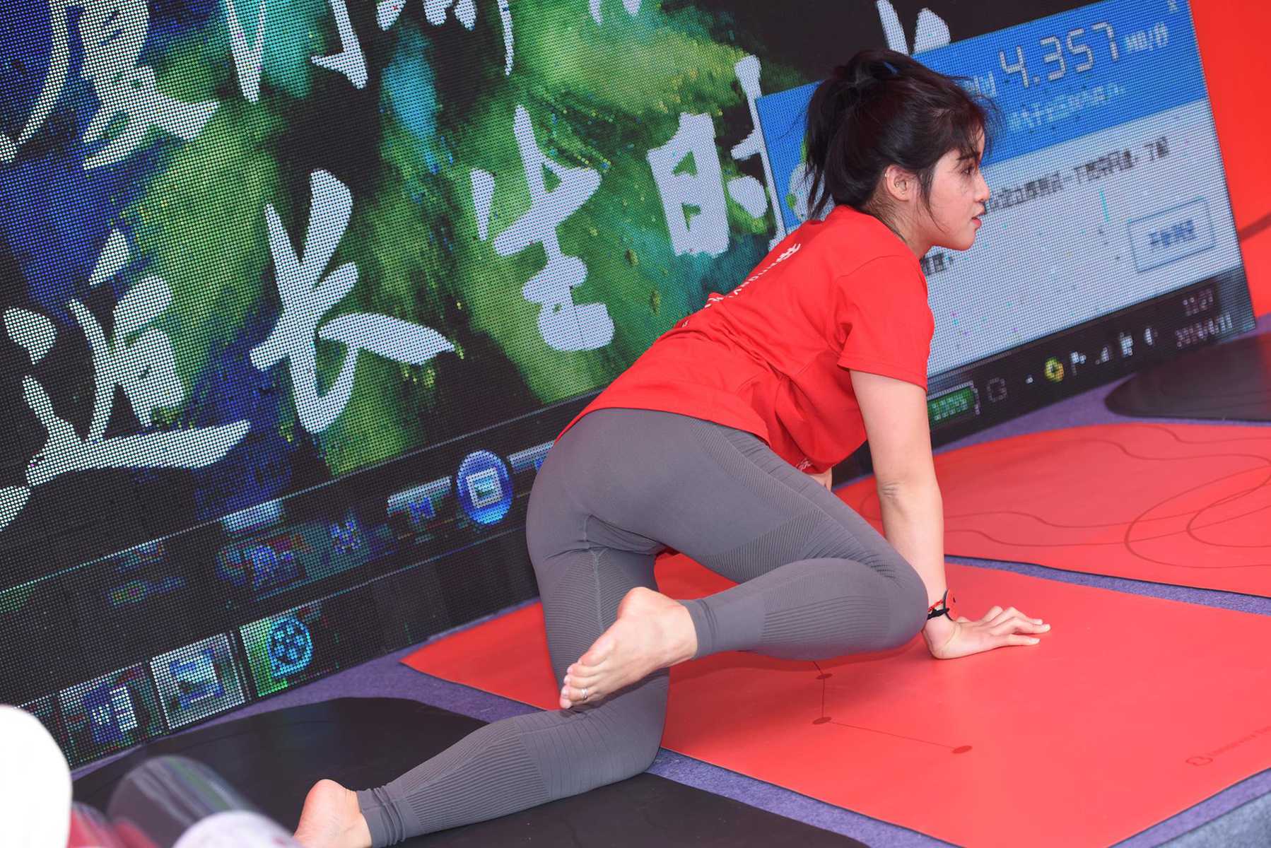 精选街拍作品 NO.4478 高难度瑜伽[35P/83MB]插图4