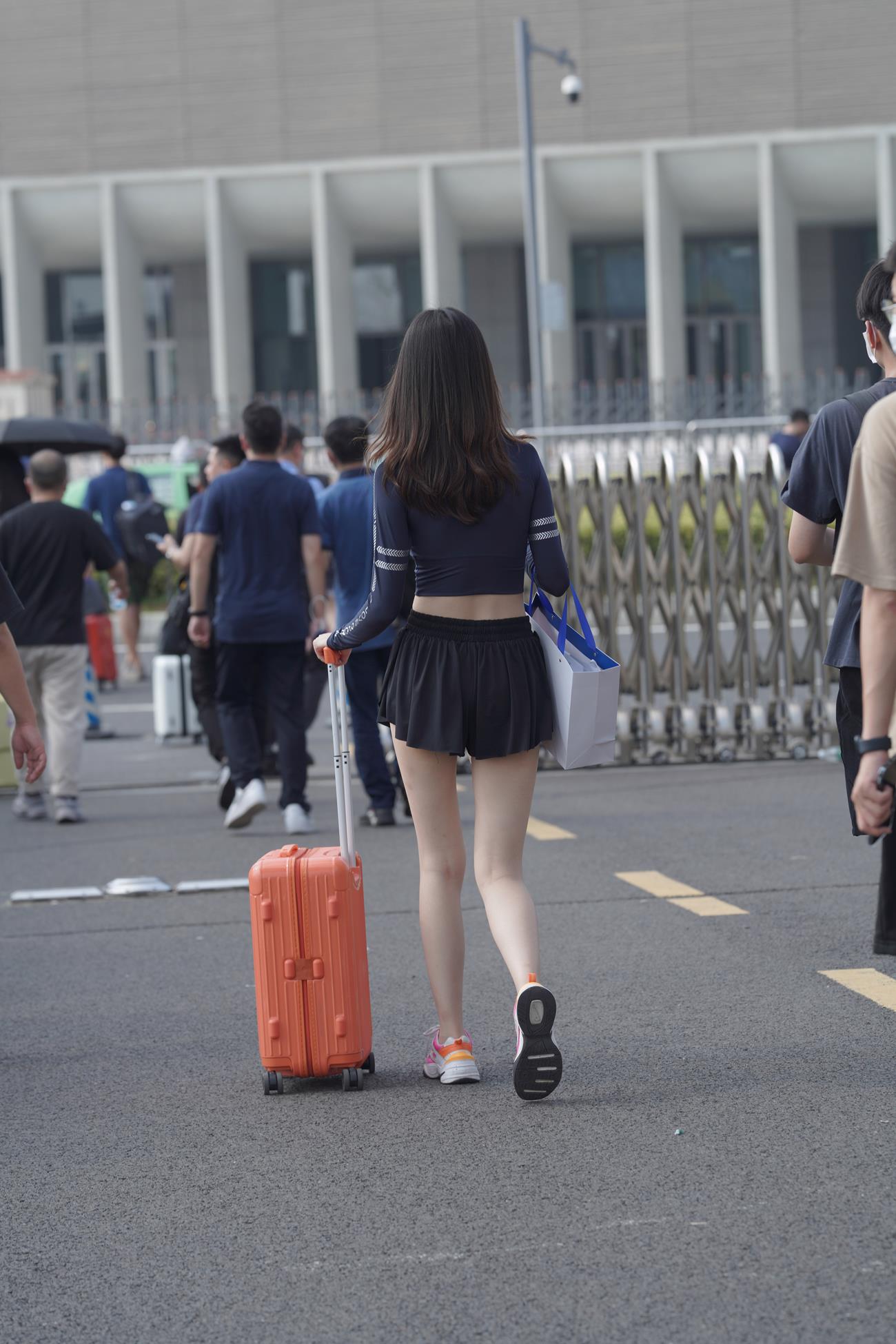 精选街拍作品 NO.4481 鞋子的配色真好看[83P/190MB]插图4