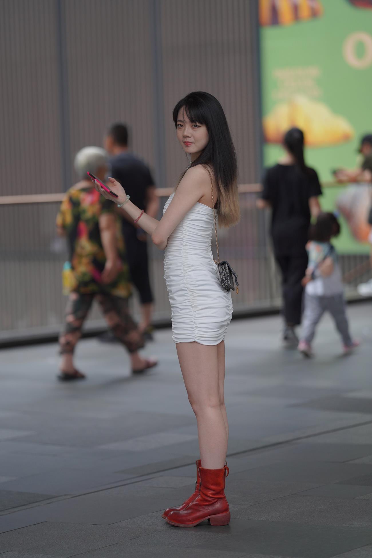 精选街拍作品 NO.4446 亮眼红色短靴[132P/308MB]插图4