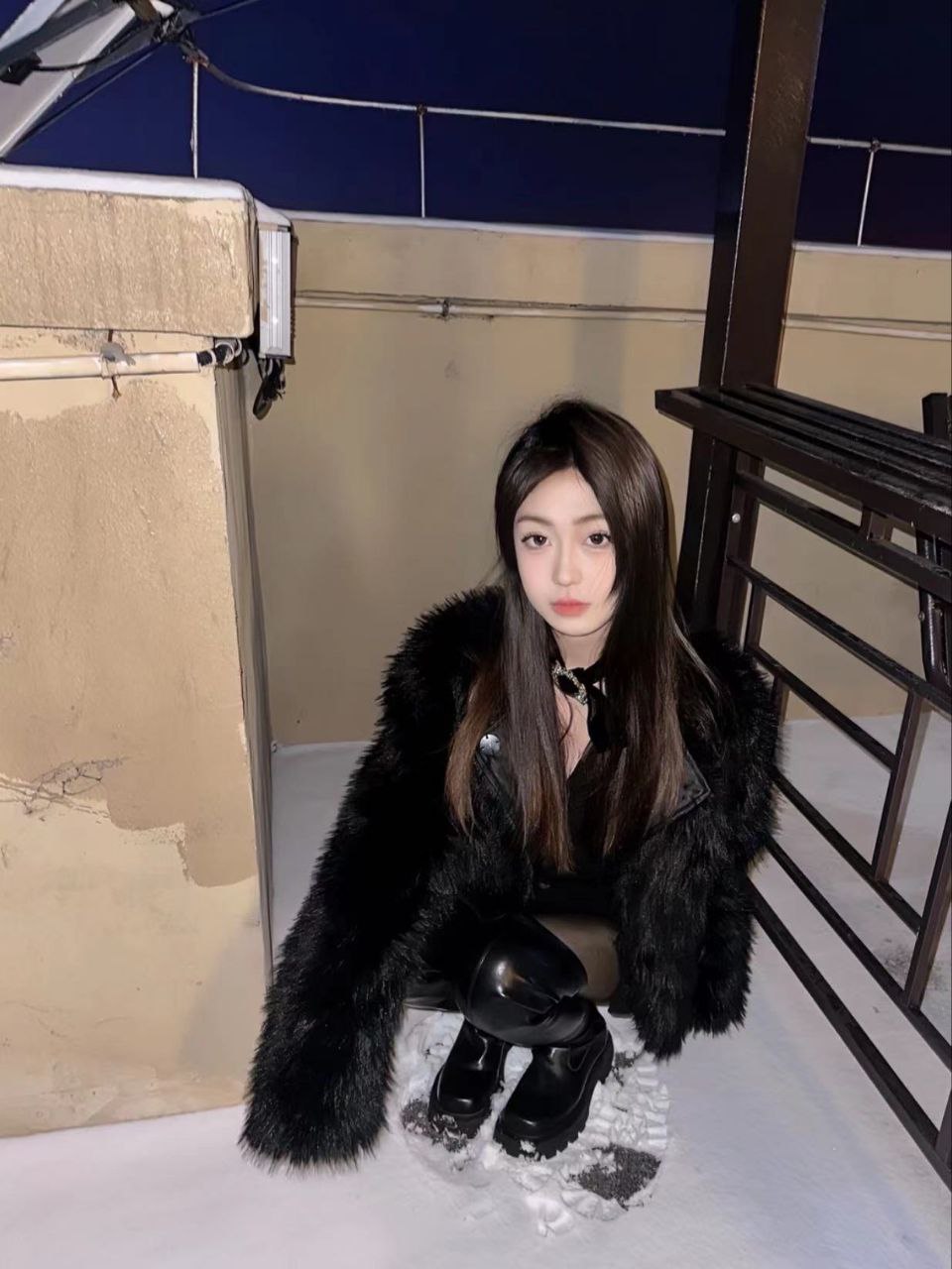 脚模面试脸足同框套路系列-115 165 90 37小富婆 黑丝 牙齿展示[10P/7V/133M]插图2