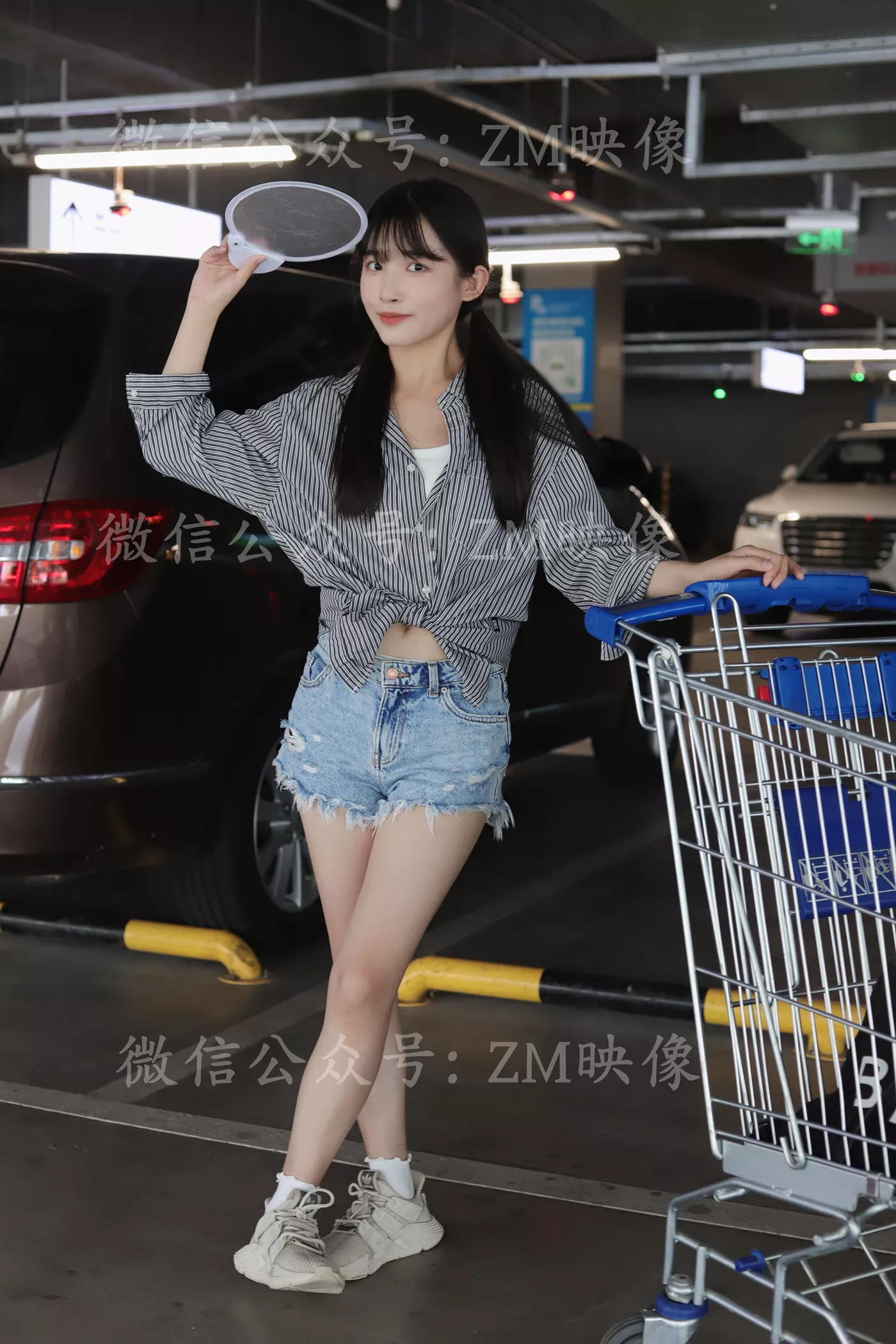 [织梦映像]NO.053 爱在深秋-轻罗小扇扑流萤[305P/1V/5.33GB]-萌图网