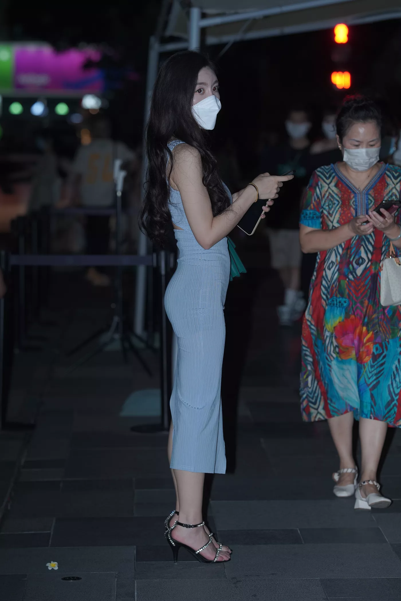 精选街拍作品 NO.4629 温柔如水蓝色修身裙[172P/424MB]插图1