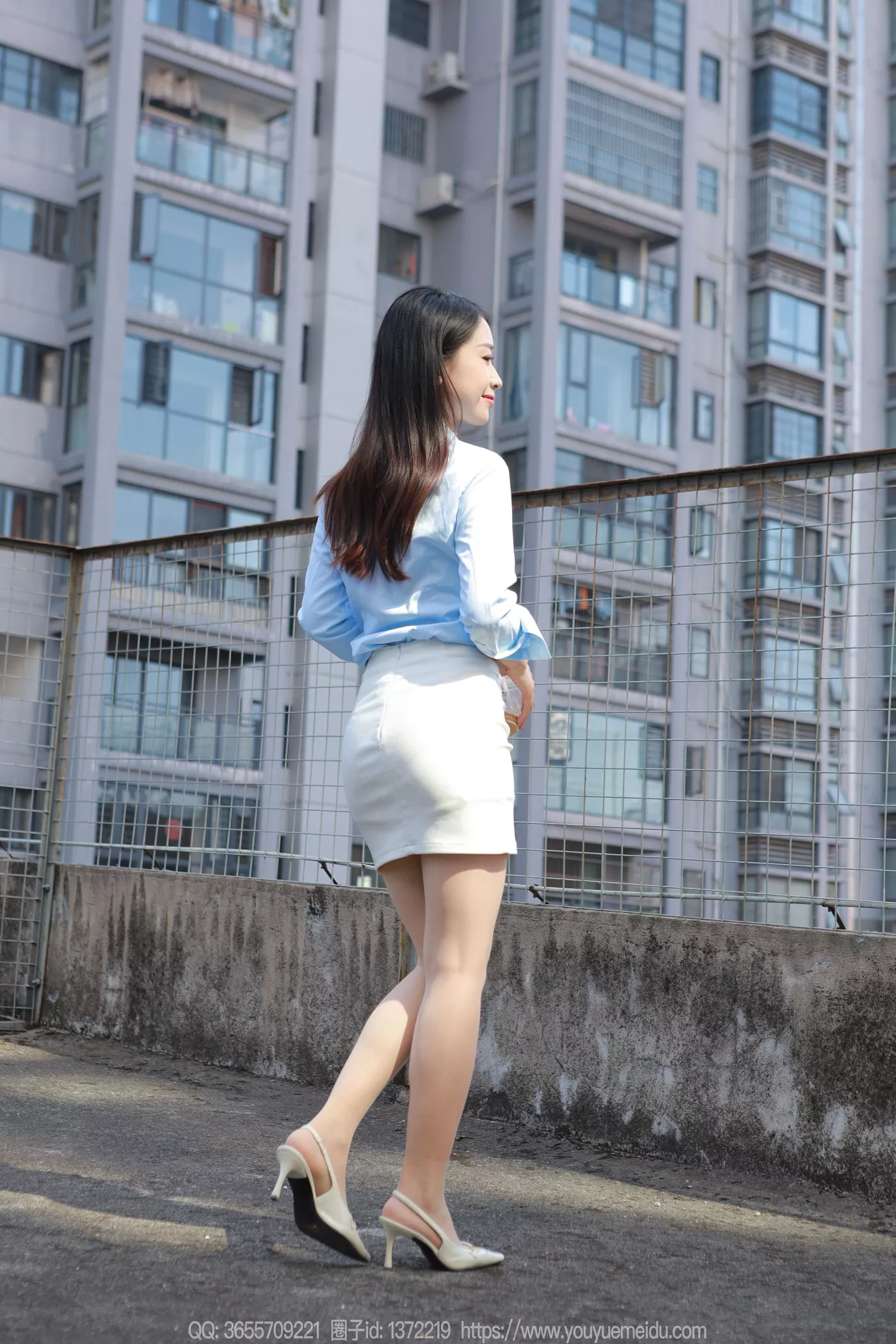 [IESS异思趣向] 2024.12.04 丝享家1915：小婕《白色短裙（下）》[85P/120MB]-萌图网