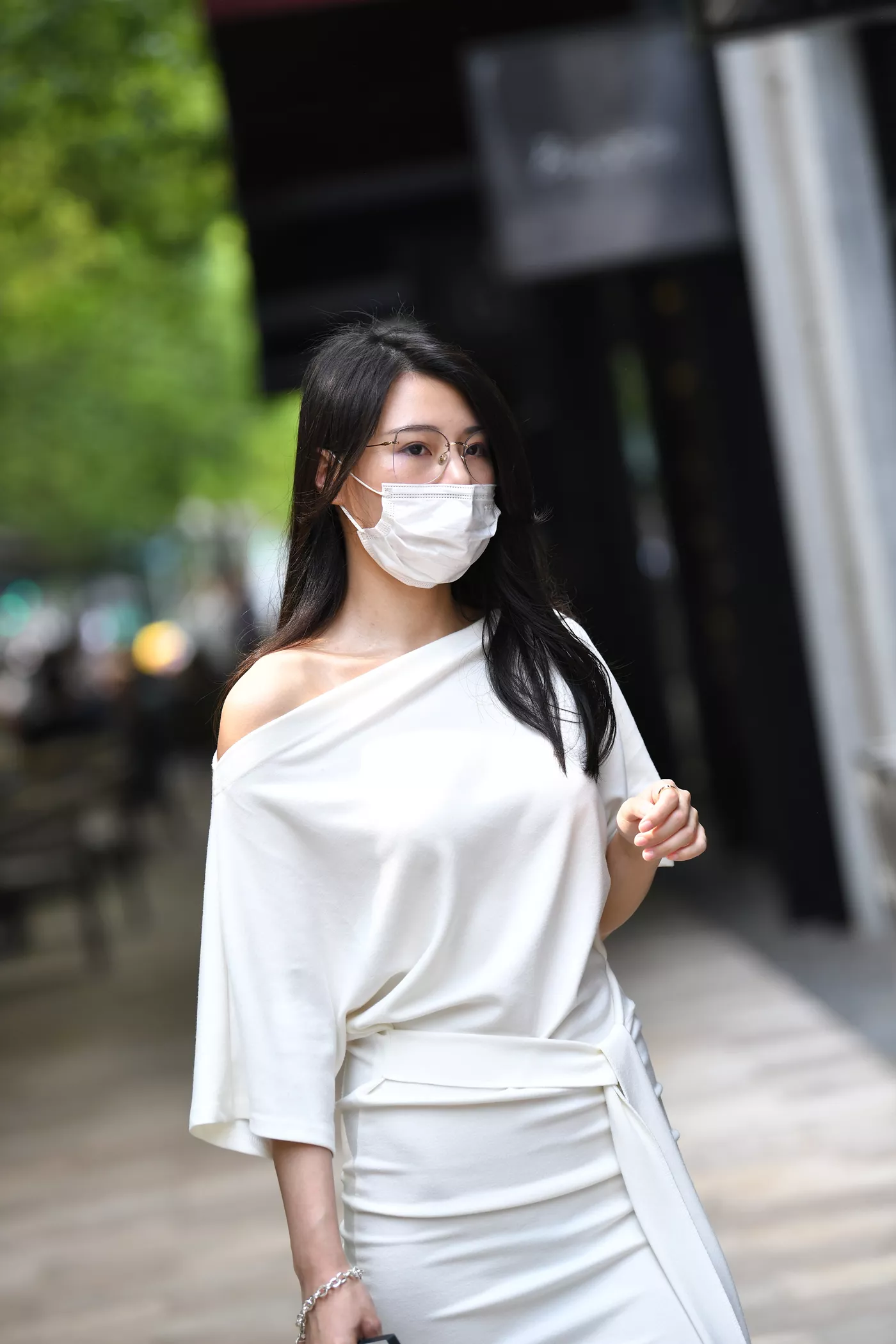 精选街拍作品 NO.4591 端庄白色连衣裙[59P/107MB]插图2