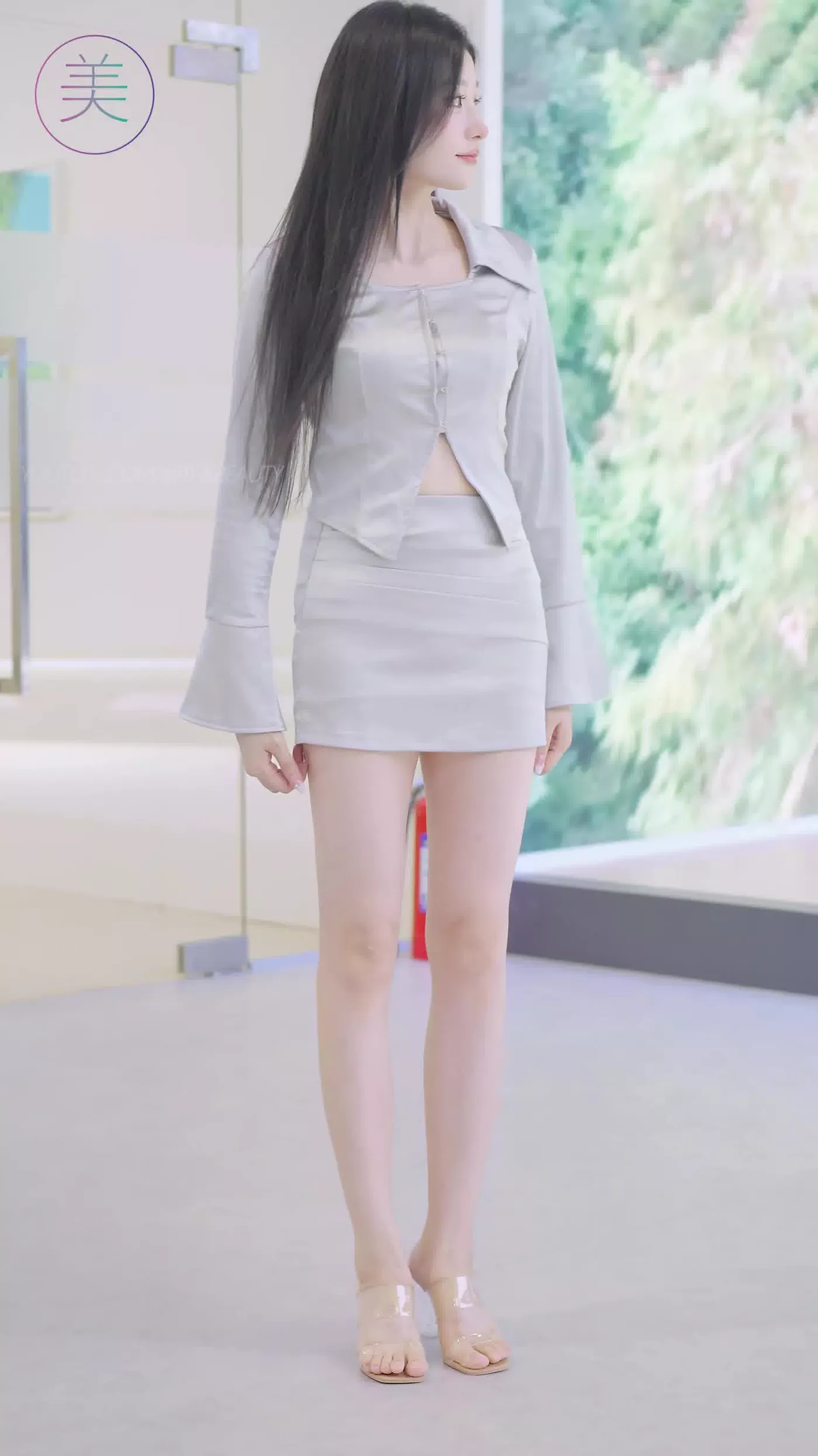 NO.0438 2023 东莞秋季车展 Racing Model 车模抖音网红随拍车模01[1V/132MB]插图1