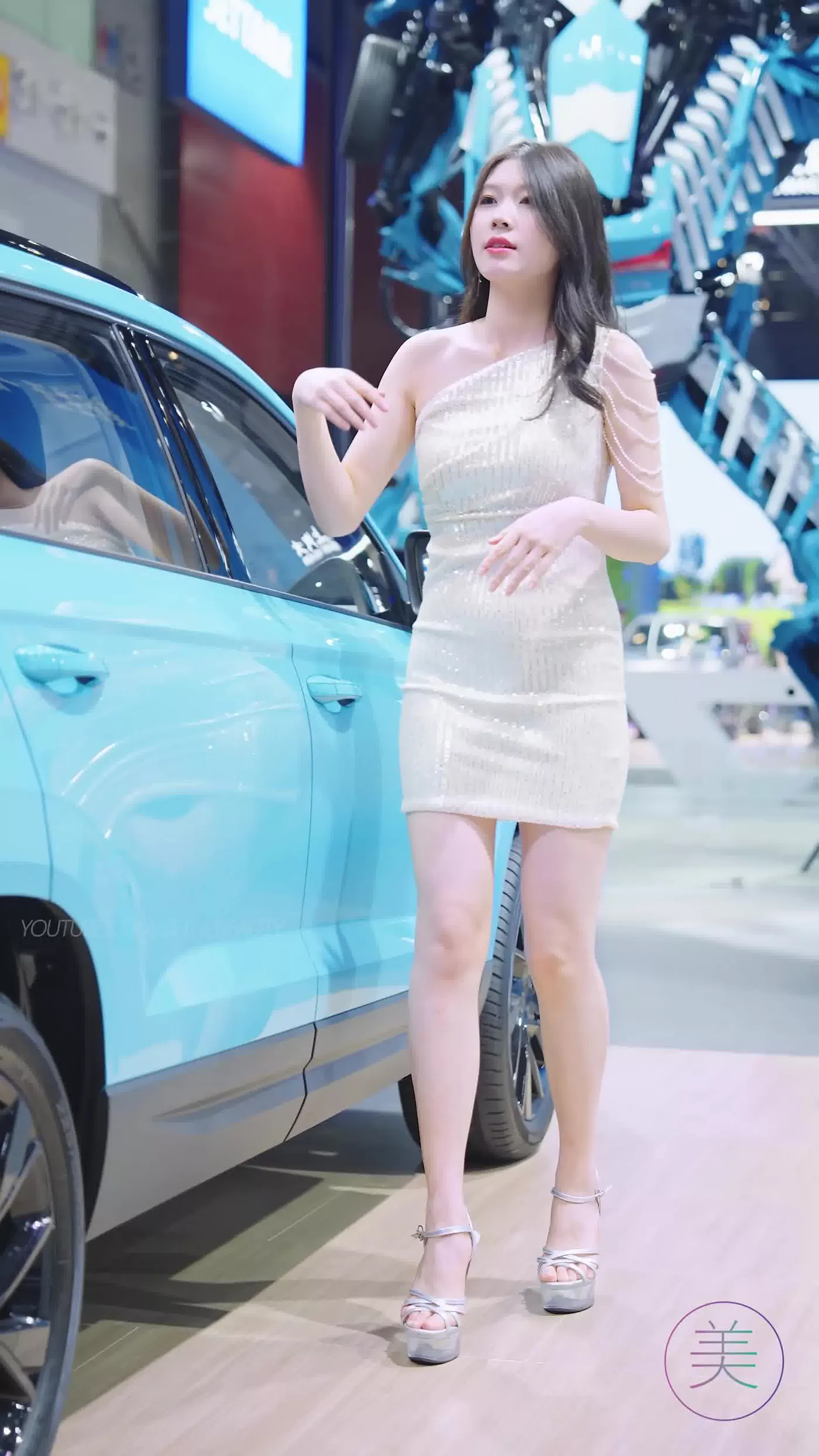 NO.0476 2023 广州车展 Racing Model 车模抖音网红随拍24[1V/184MB]-萌图网