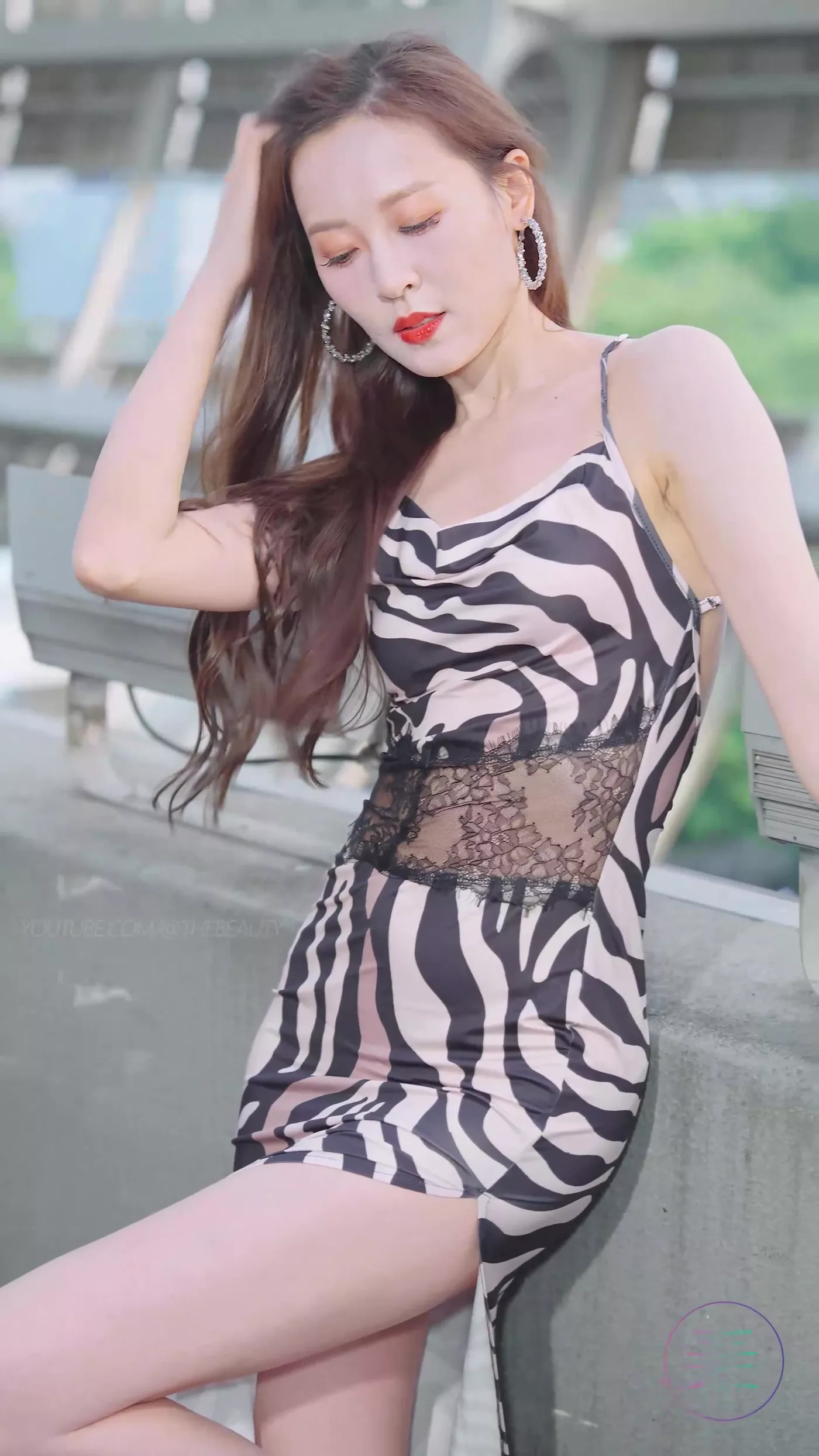 NO.0465 2023 广州车展 Racing Model 车模抖音网红随拍13[1V/338MB]-萌图网