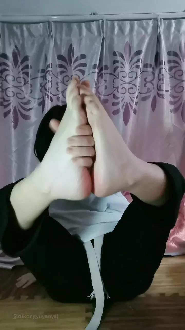 脚模面试脸足同框套路系列-145 [30P/3V/63M]-萌图网