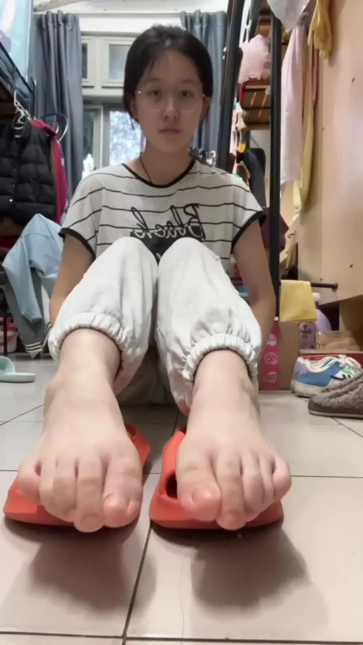 脚模面试脸足同框套路系列-142[20P/2V/41M]插图1