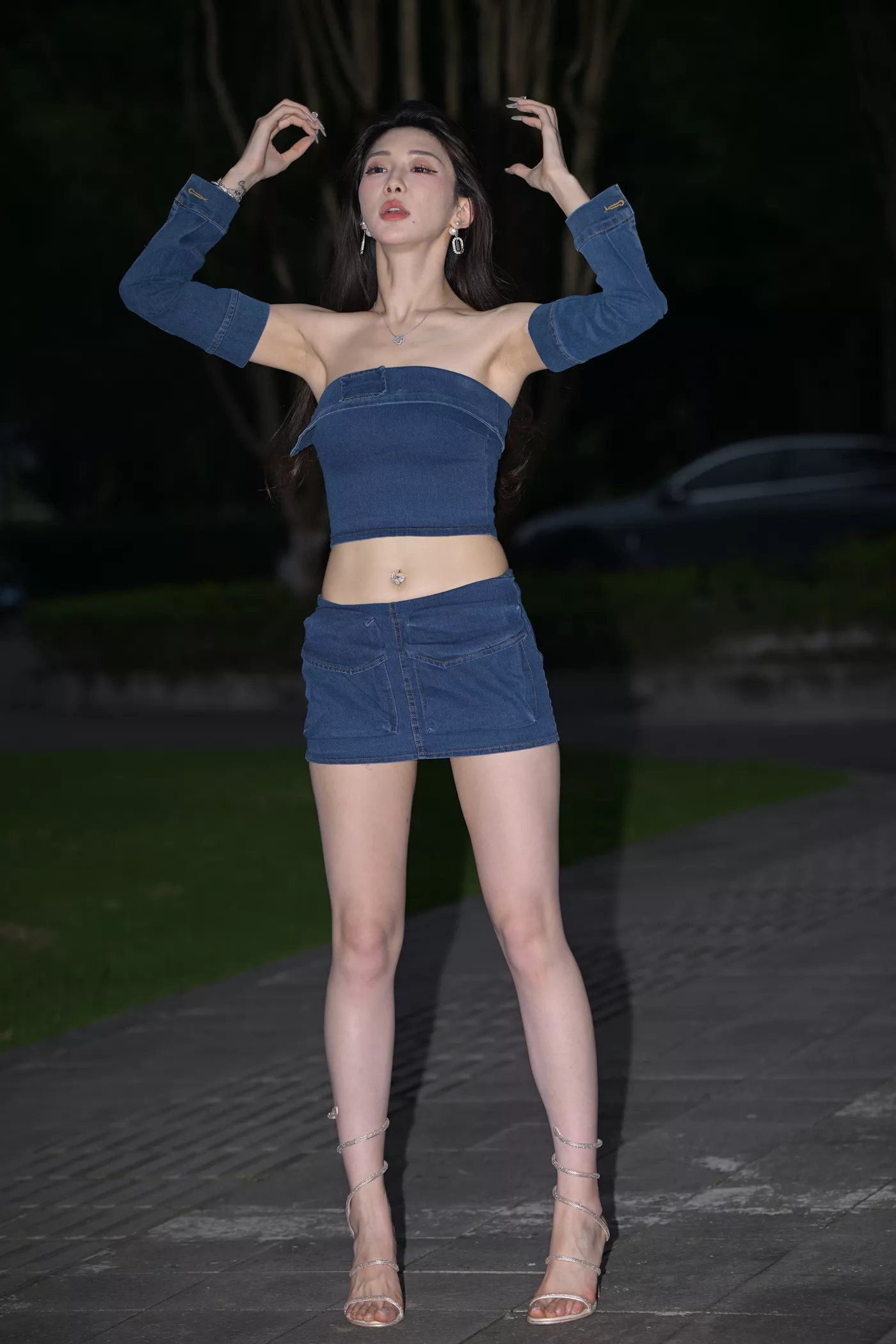 精选街拍作品 NO.4717 高挑魅力牛仔装[108P/206MB]-萌图网