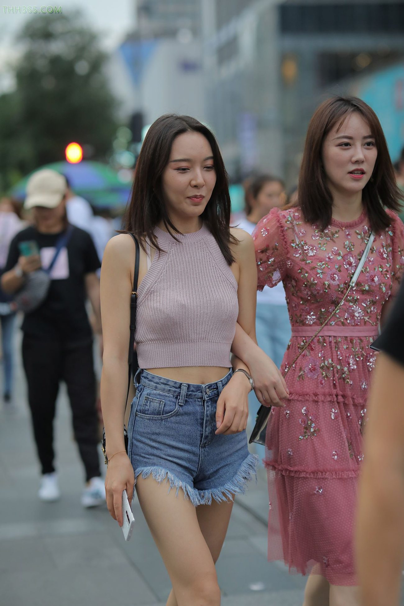 精选街拍作品 NO.4808 牛仔短裤美女[15P/22MB]插图2