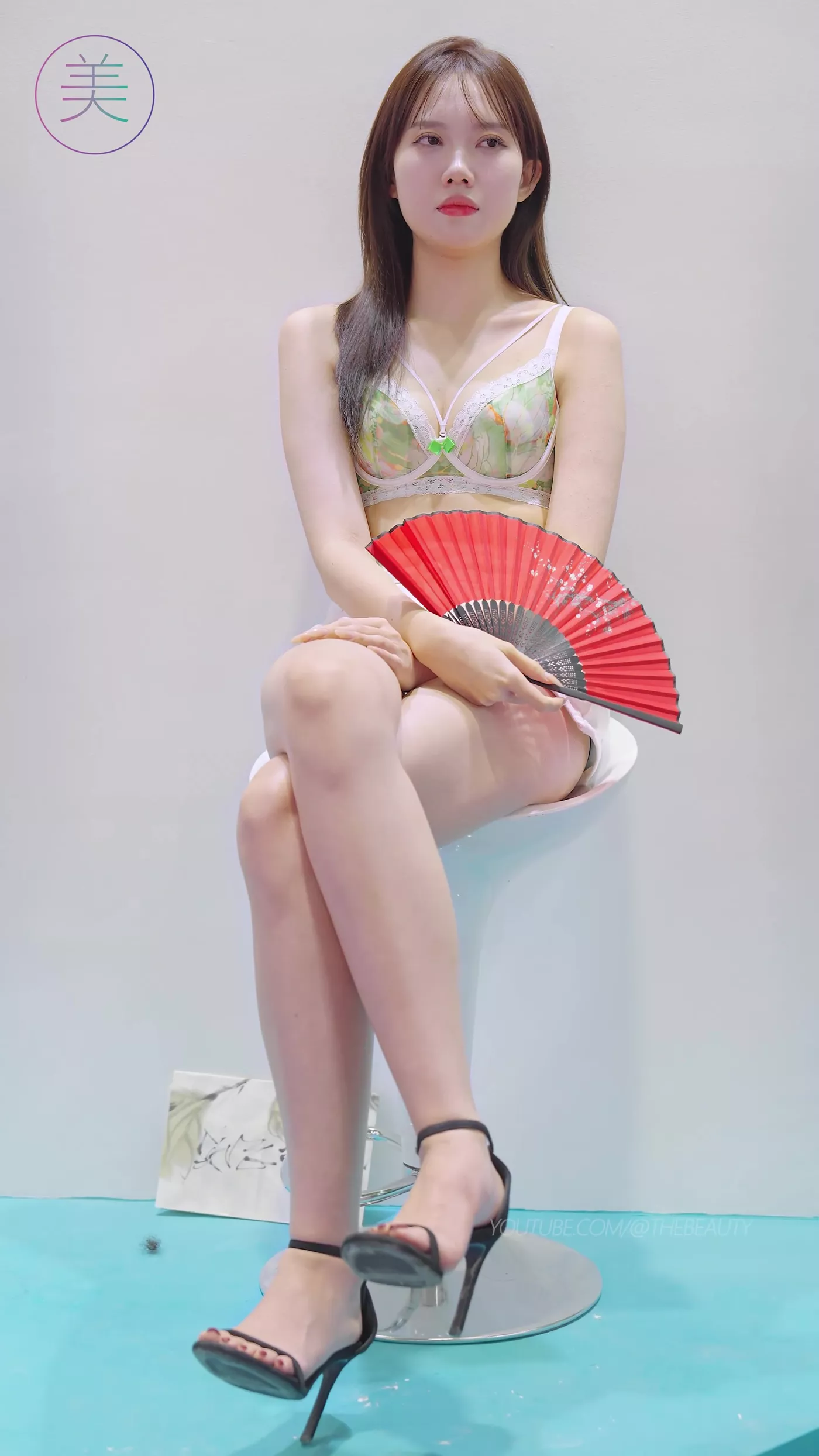 NO.0515 2023 广州内衣展 内衣秀 Racing Model 05[1V/405MB]-萌图网