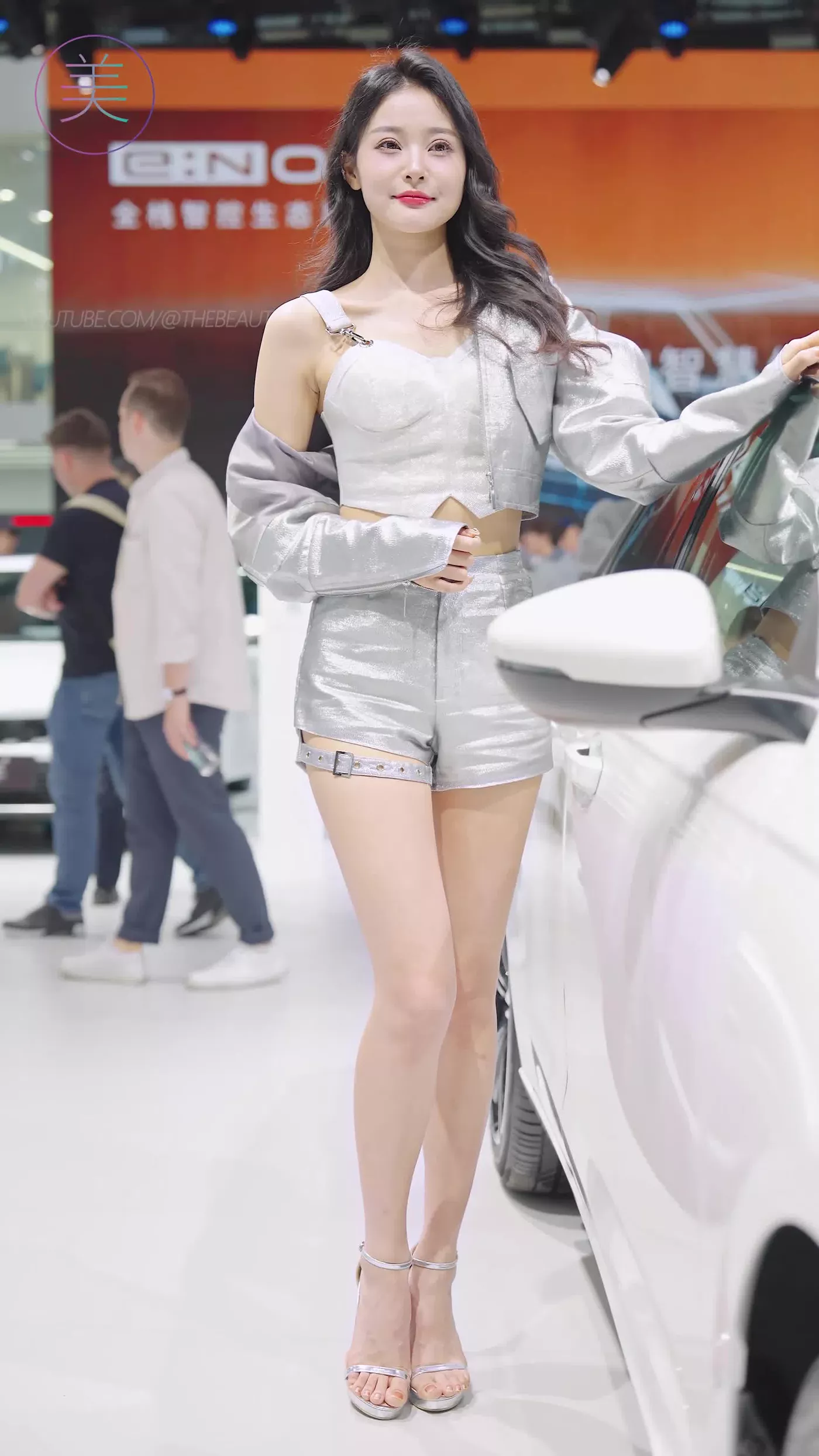 NO.0486 2023 广州车展 Racing Model 车模抖音网红随拍34[1V/359MB]-萌图网