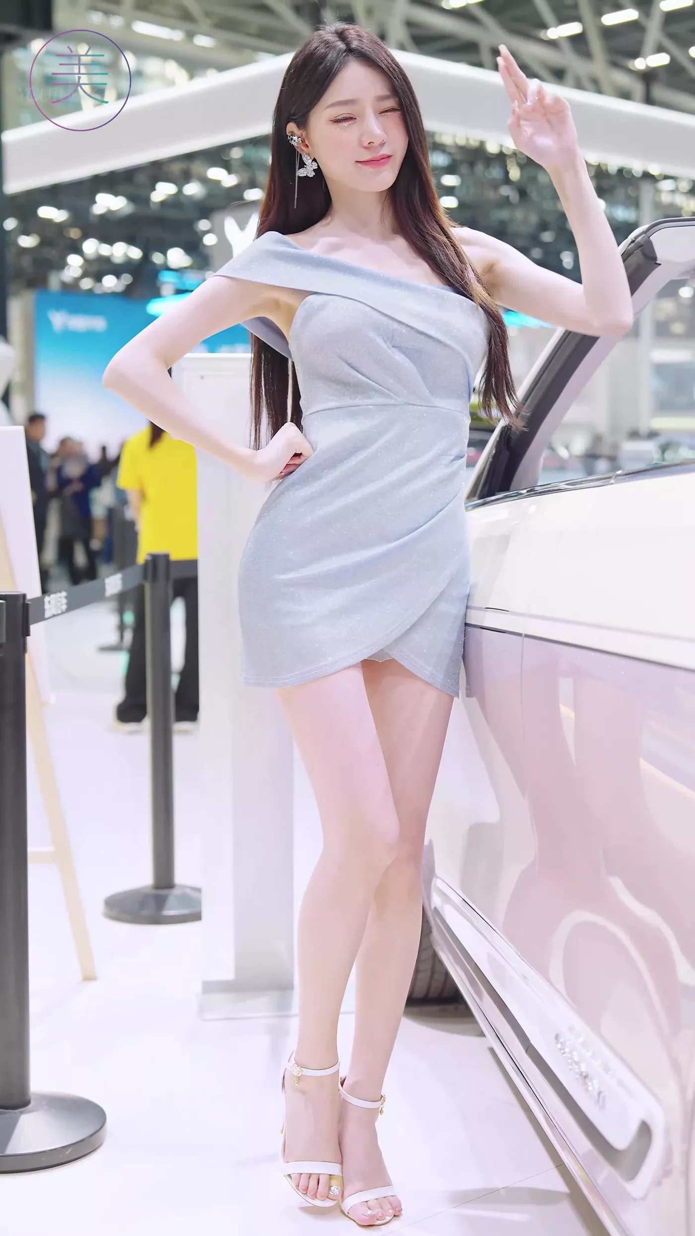 NO.0483 2023 广州车展 Racing Model 车模抖音网红随拍31[1V/401MB]-萌图网